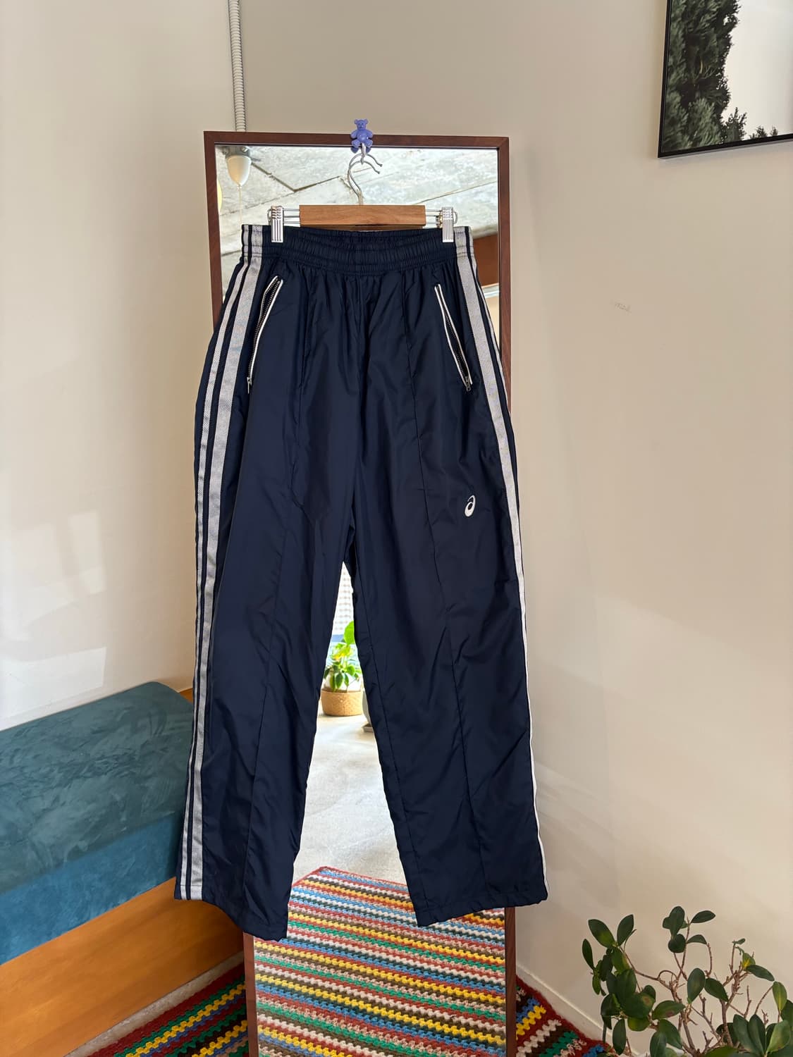 아식스 네이비 트레이닝 팬츠 상품이미지2