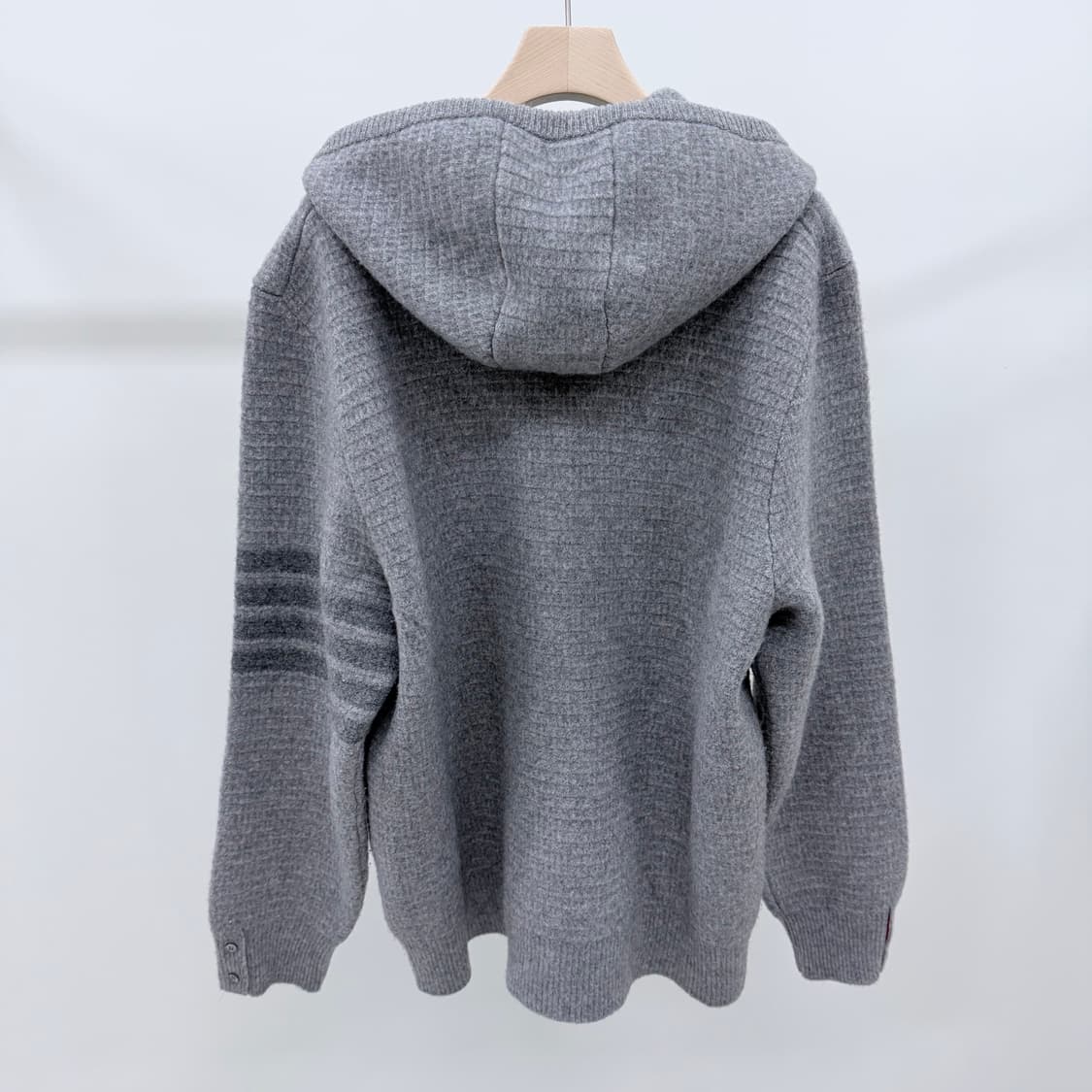 [S+급/5] 톰브라운 사선완장 캐시미어 니트 후드집업 그레이 상품이미지5
