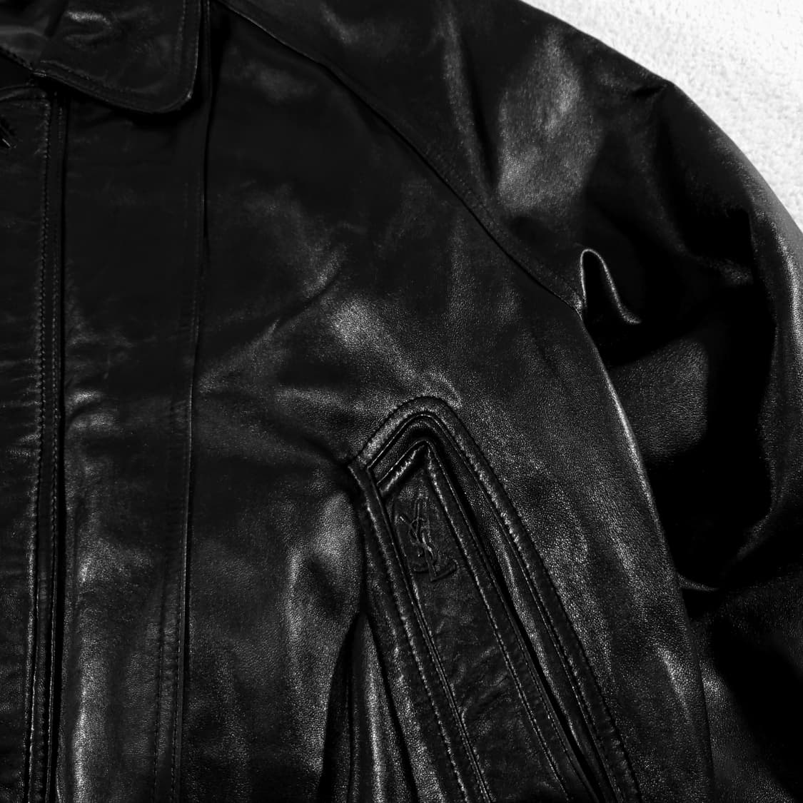 입생로랑 자수로고 양가죽 라이더 자켓 상품이미지3
