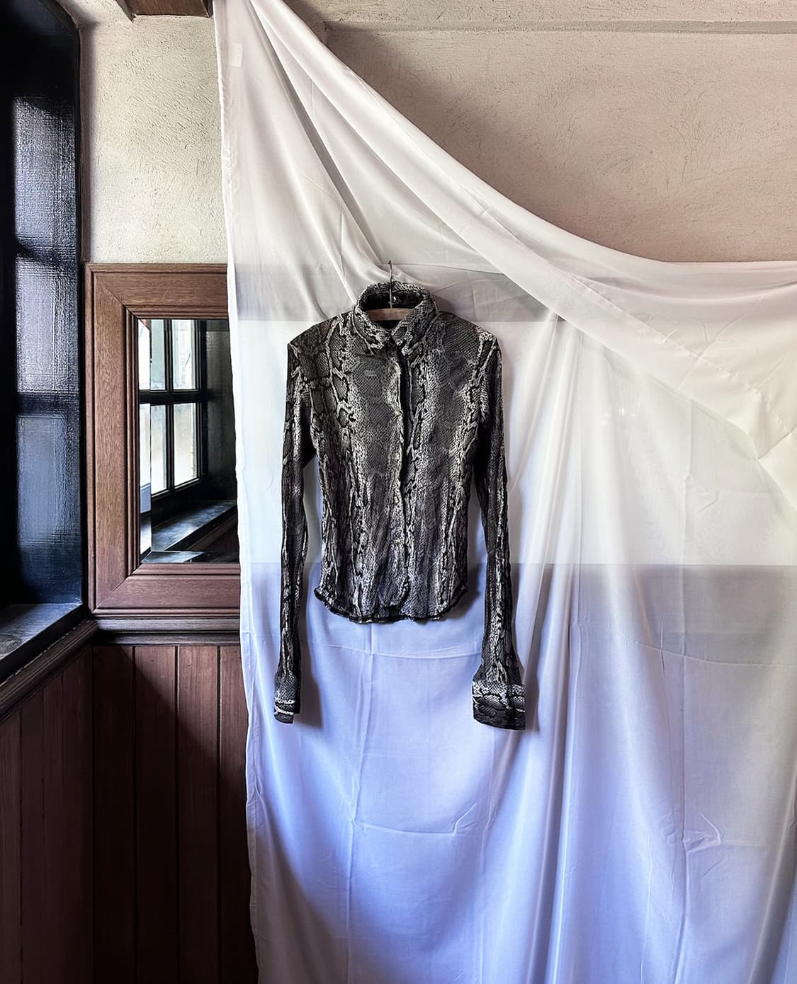JPV python slim blouse 상품이미지5