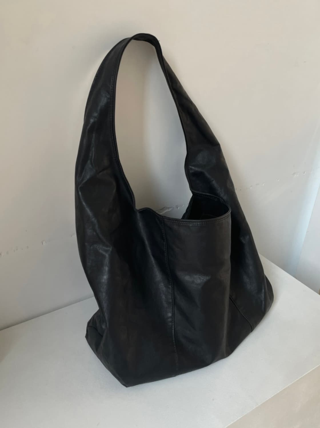 뮤로우 라이트 숄더백 상품이미지1