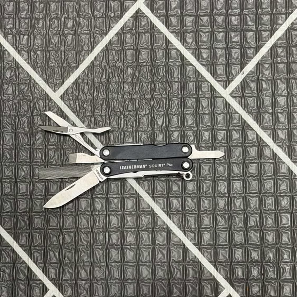 슈프림 레더맨 멀티툴 블랙 상품이미지3