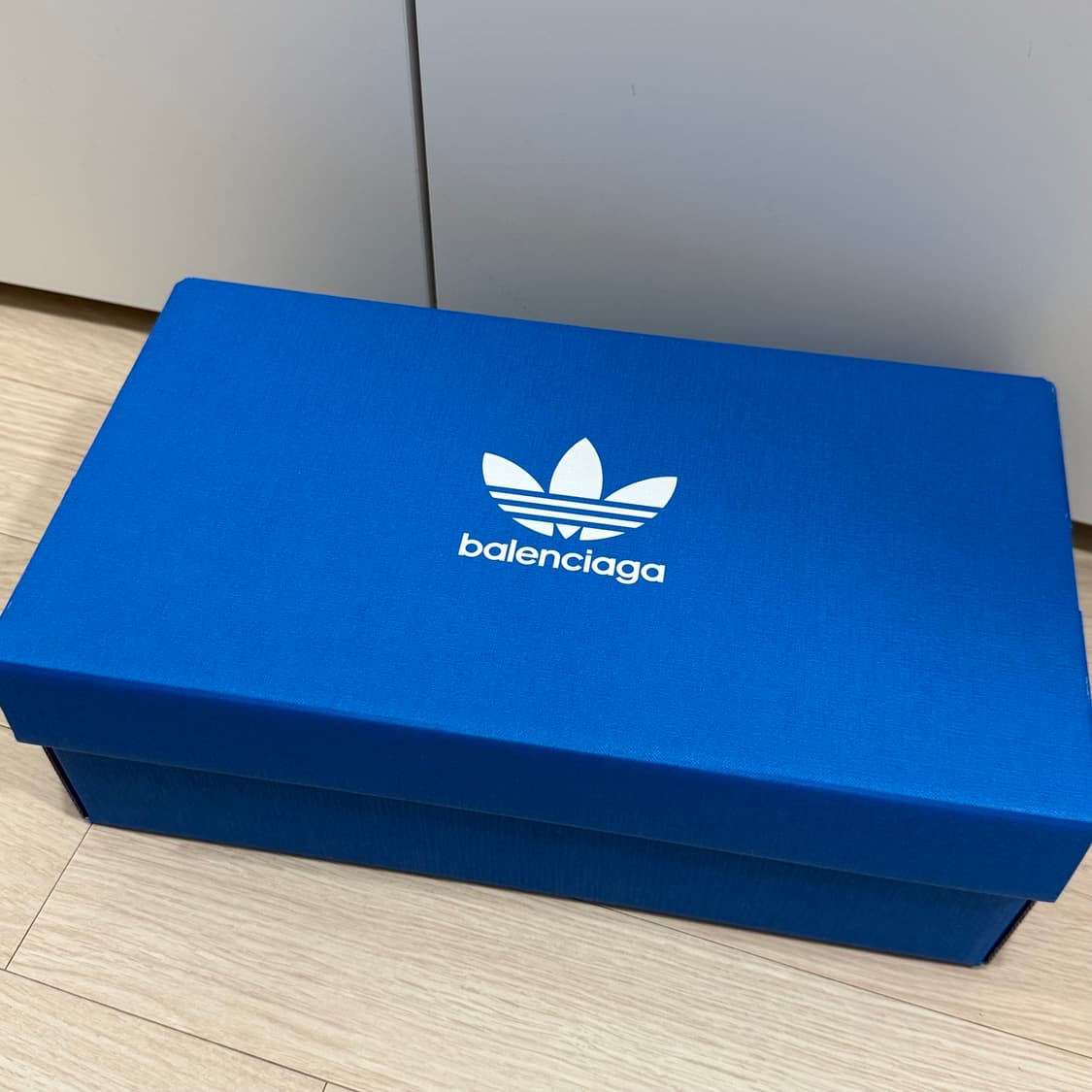 아디다스 발렌시아가 스탠스미스 원아웃 37 상품이미지5