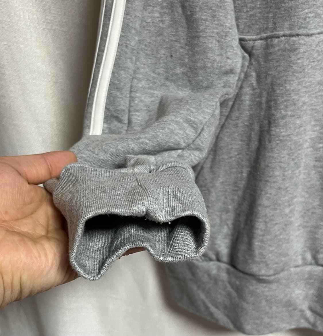 공용 아디다스 그레이 후드티셔츠 L 상품이미지3