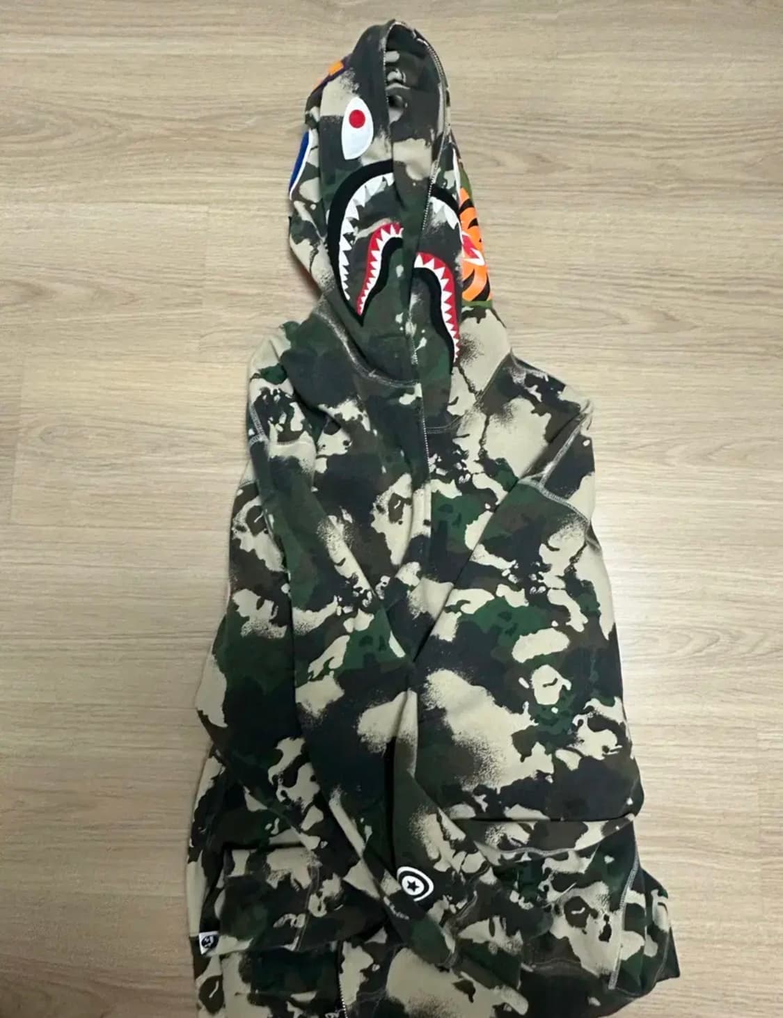 베이프 샤크후드 2xl 정품 상품이미지1