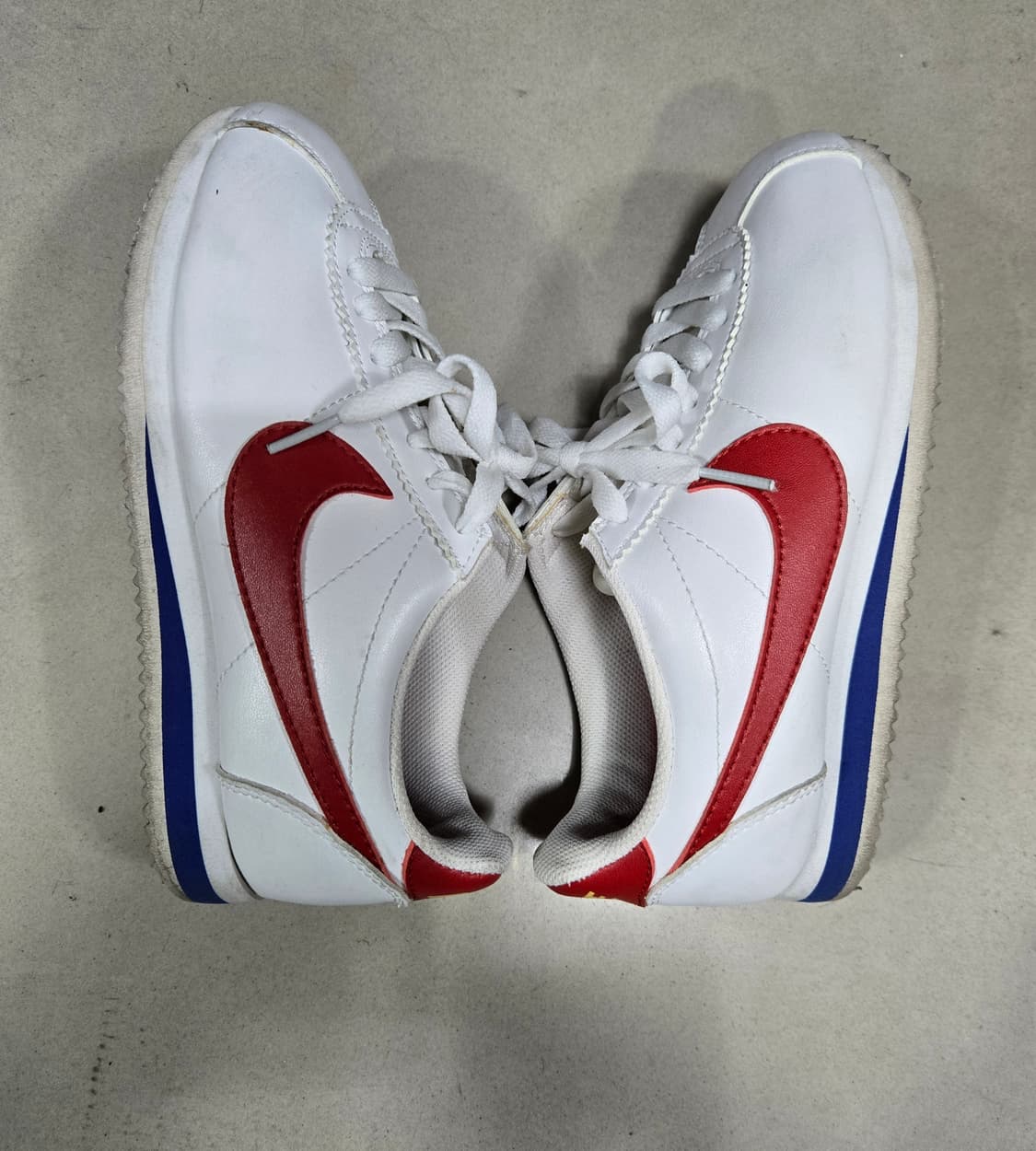 나이키 코르테즈 흰빨파 스니커즈 운동화 235mm 상품이미지3