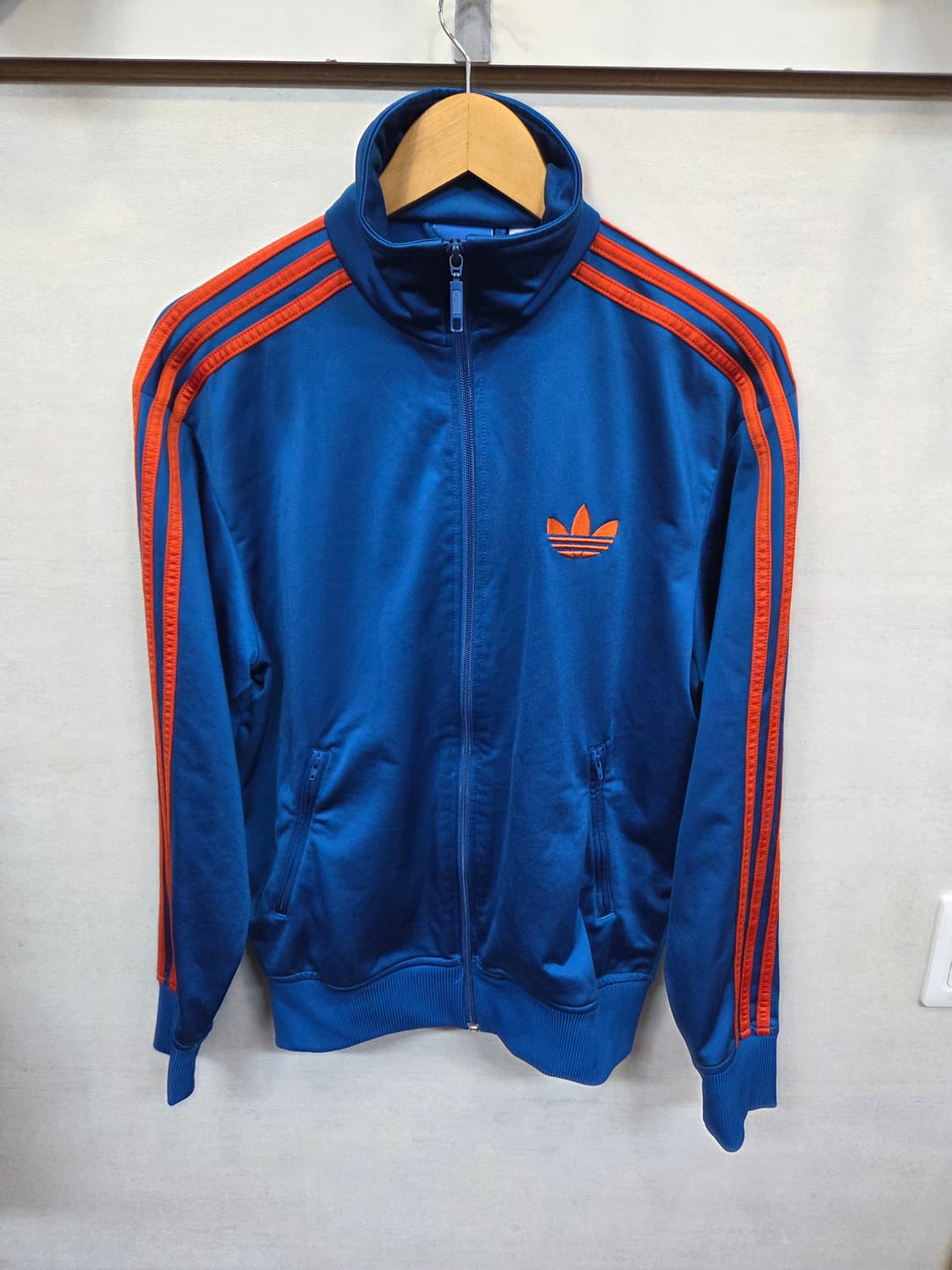 아디다스 해외판 파이어버드 트랙탑 져지 블루오렌지 s 국내 95 상품이미지1