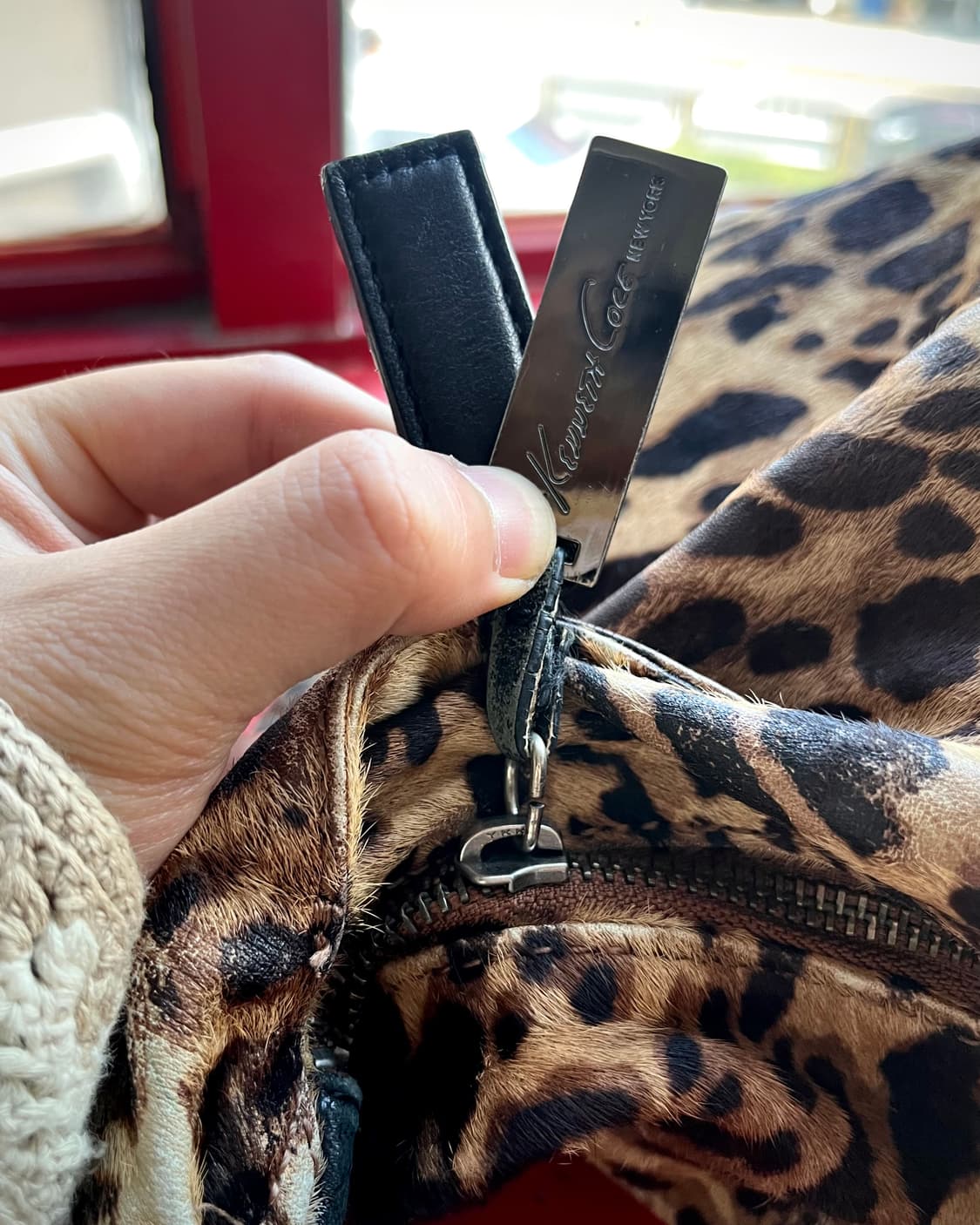 Kenneth Cole Real Calf-Hair Leopard Bag 상품이미지9
