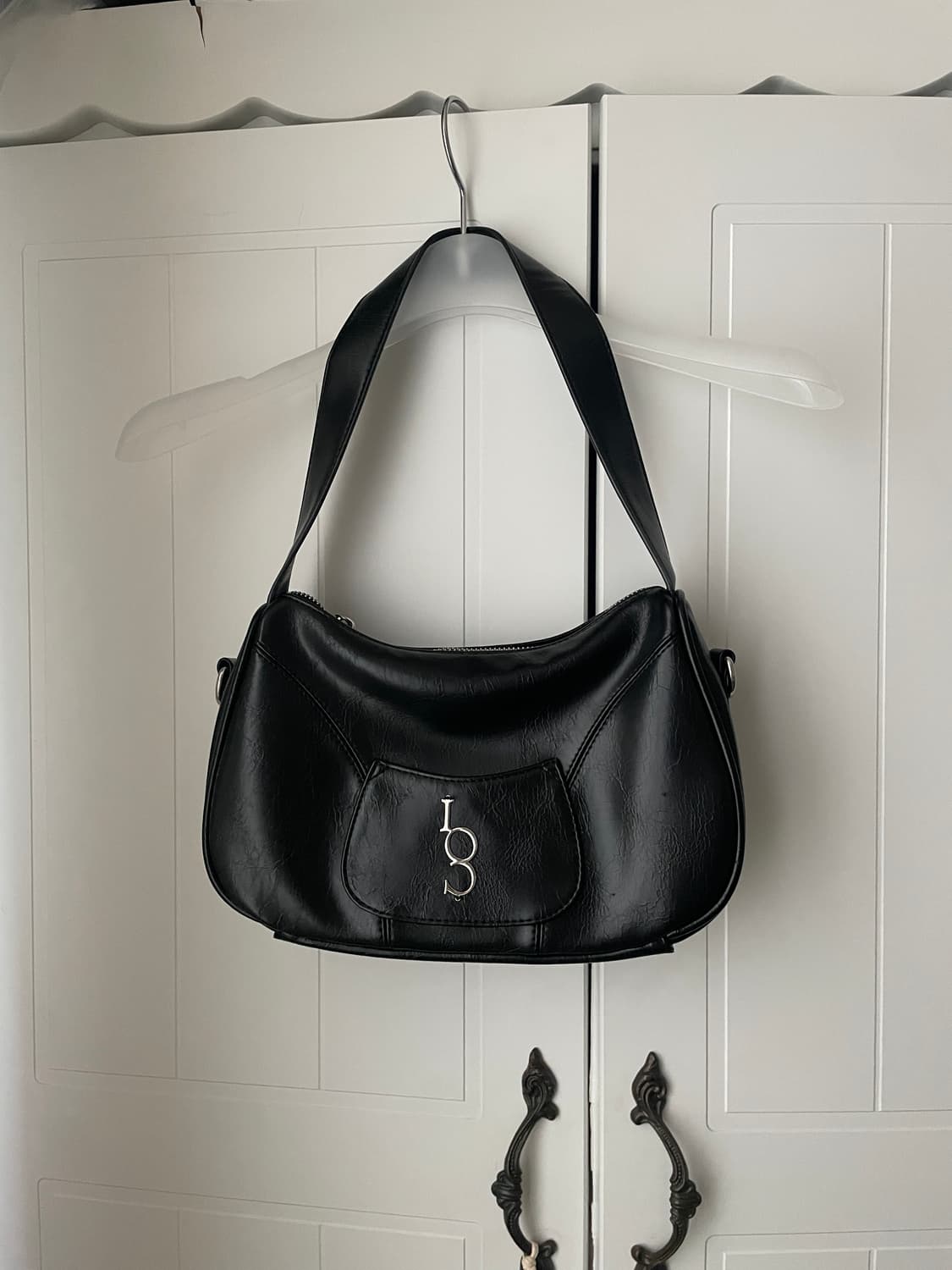 일리고 시그니쳐백 블랙 상품이미지1