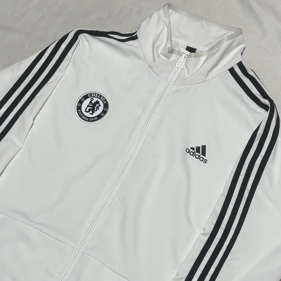 XL 아디다스 첼시 블랙라인 화이트 트랙탑 상품이미지1