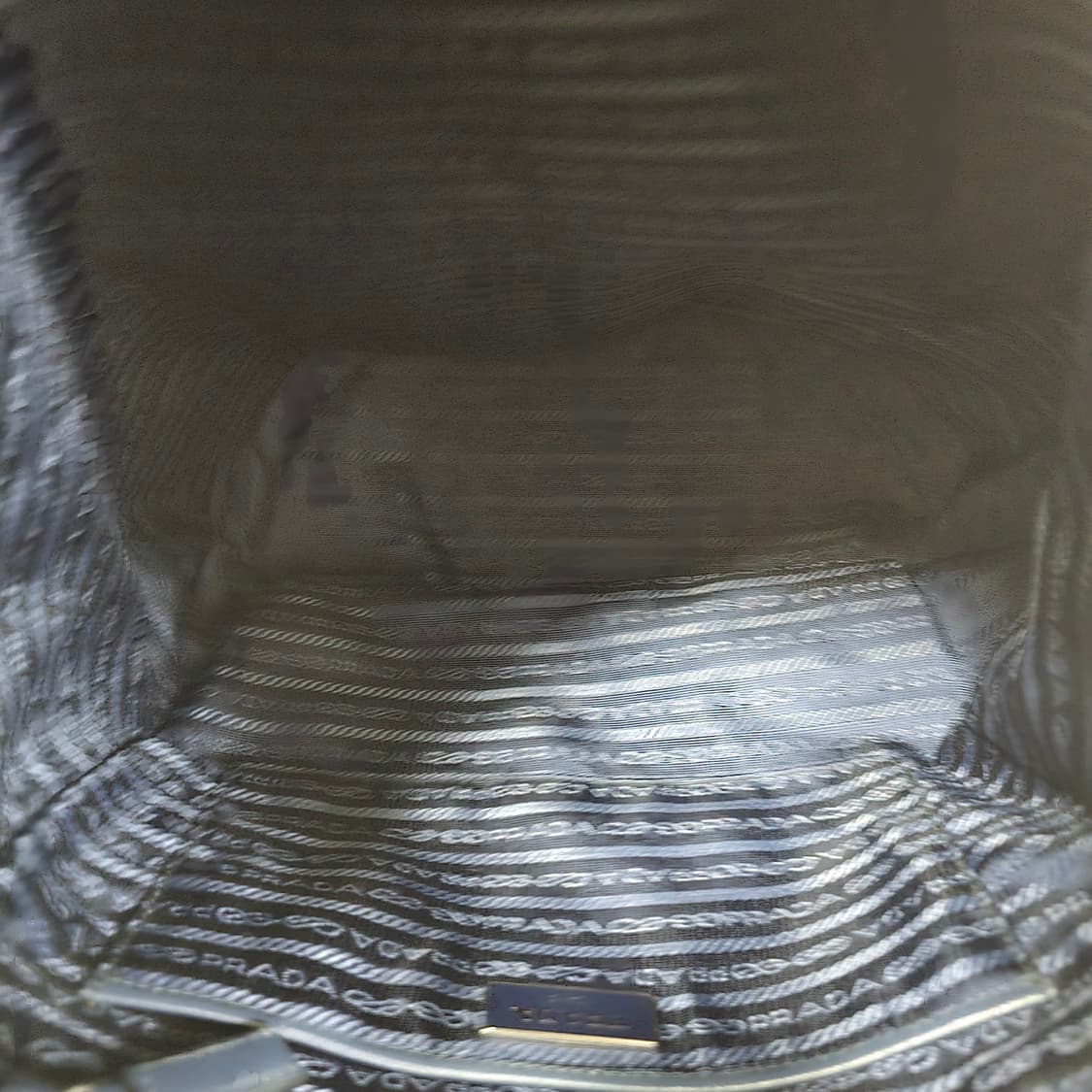 프라다 백팩 판매 상품이미지8