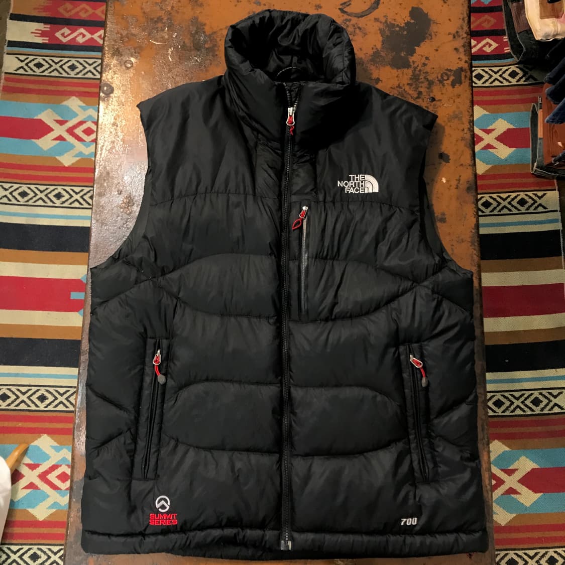 노스페이스 700 블랙 패딩 조끼 베스트 남성 105 사이즈 상품이미지1