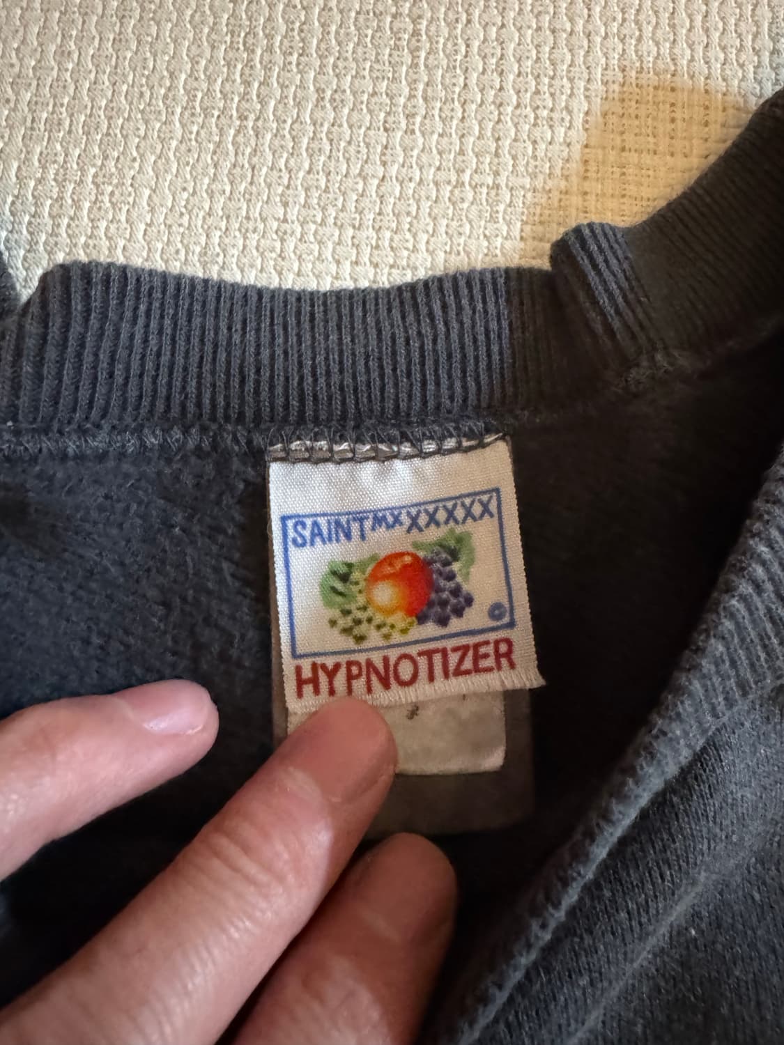 세인트미카엘 aries 천사와악마 크루넥 상품이미지3