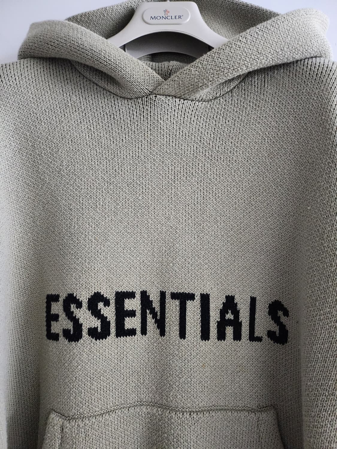 에센셜 후드니트 상품이미지3