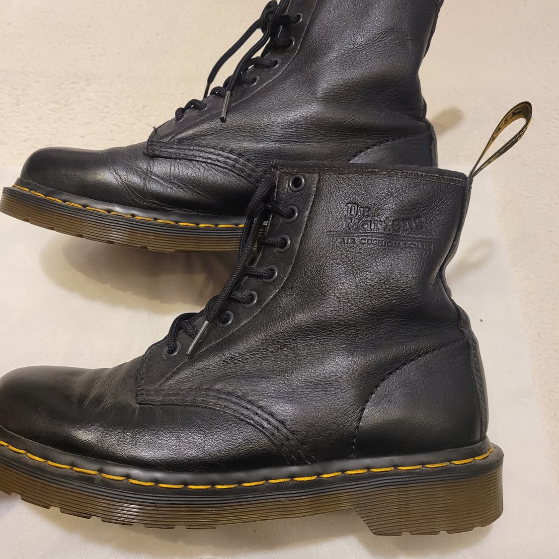닥터마틴 11821 8홀 부츠 250 상품이미지3