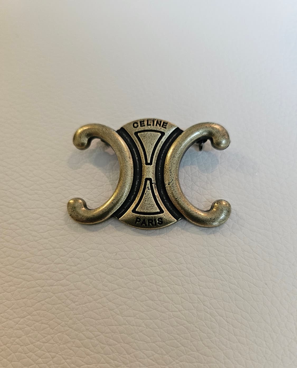 셀린느 트리오페 앤틱풍골드 브로치 업사이클링 상품이미지1