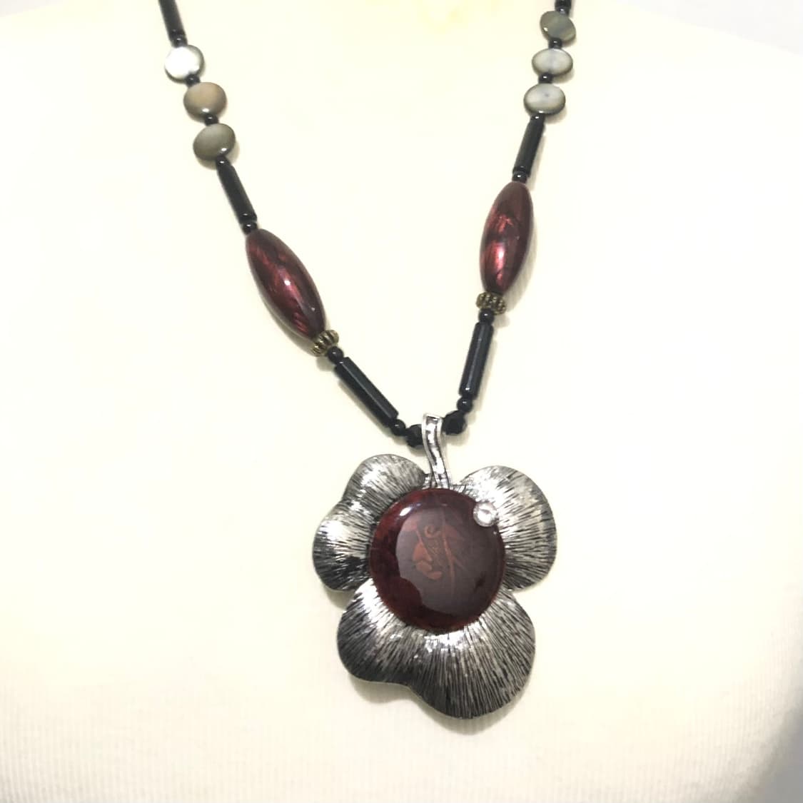 빈티지 버건디 레드 플라워 롱목걸이 오리엔탈 페어리 모리걸 상품이미지1