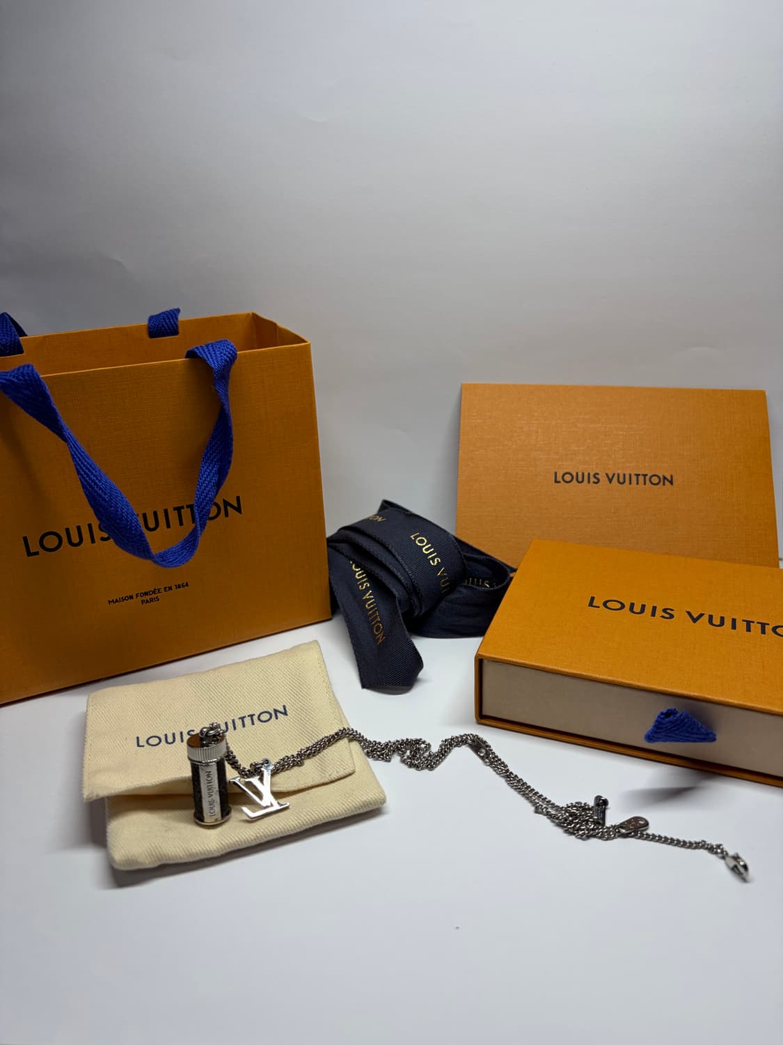 (정품) 루이비통 모노그램 이클립스 목걸이  상품이미지1