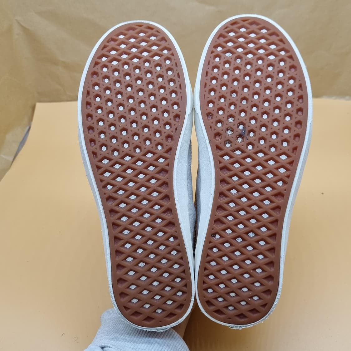 반스 컴피쿠시 남성스니커즈270. 상품이미지3