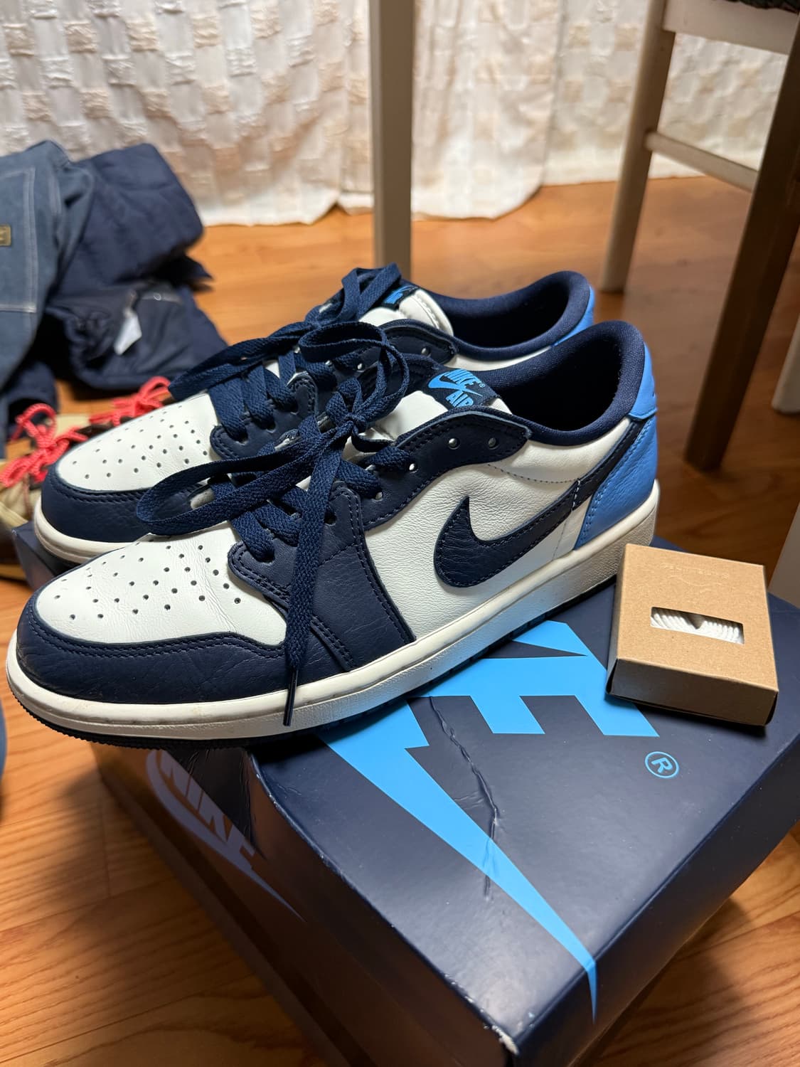 [2회착용] 조던1 로우 옵시디언 270 상품이미지1