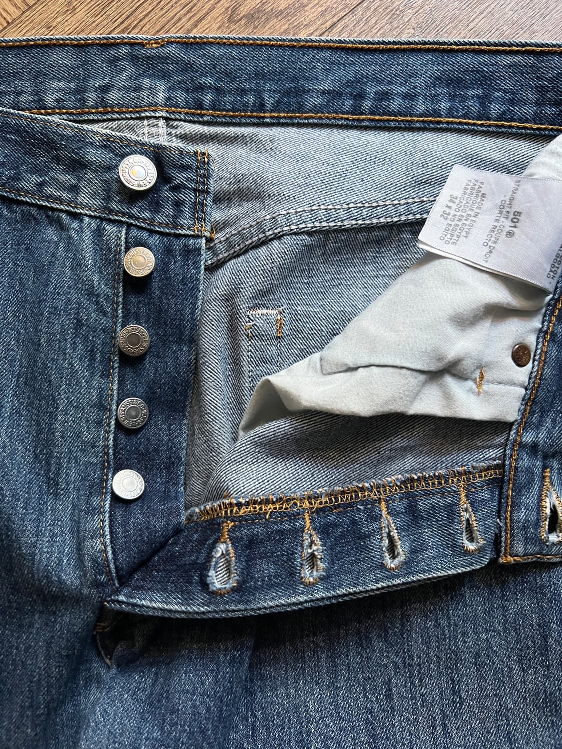 [34]리바이스 501 테이퍼드핏 커스텀 데님 팬츠 상품이미지3