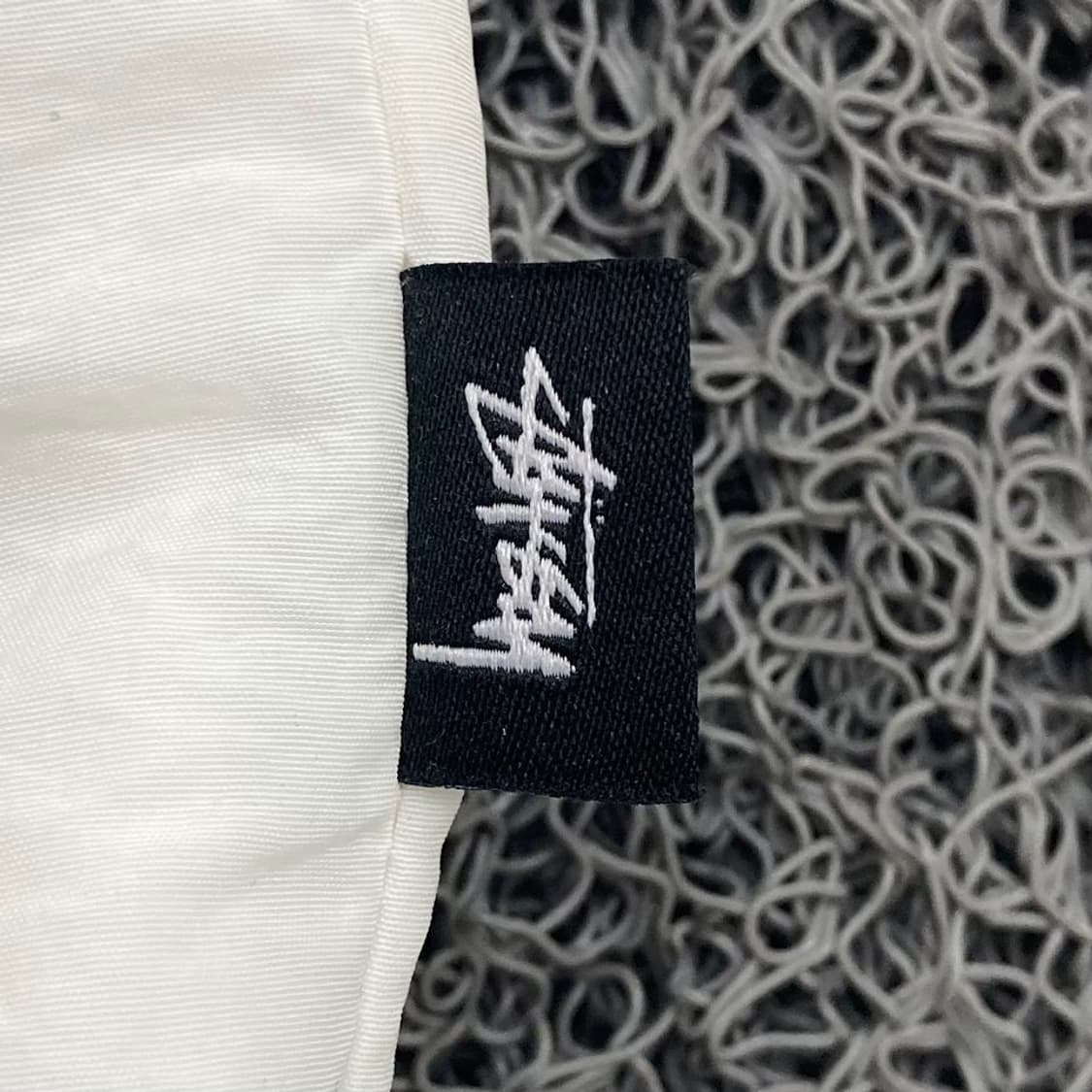 STUSSY 빅로고 화이트 코치 나일론 자켓 상품이미지5