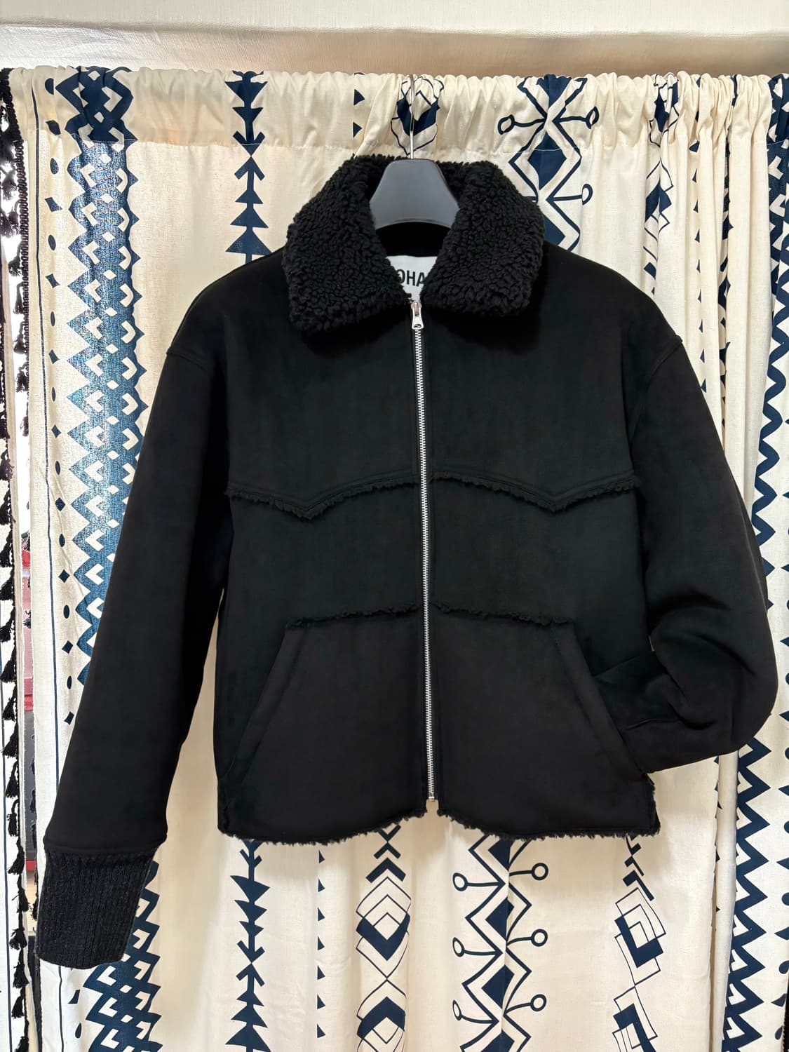 노앙 무스탕 SUEDE MOUTON ZIP-UP JACKET BLACK 상품이미지4