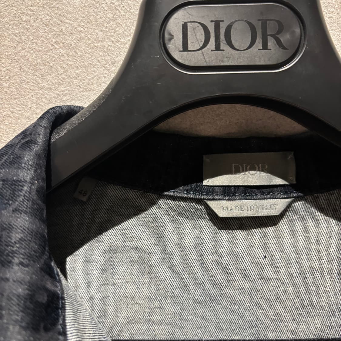 48/디올 오블리크 벨벳 카스리 데님 자켓

 상품이미지2