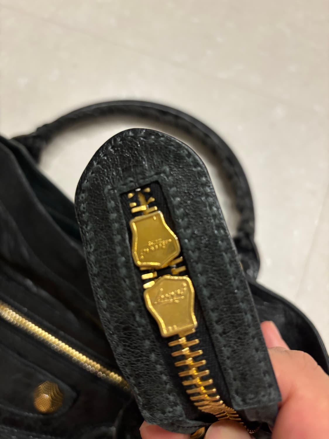발렌시아가 자이언트 시티백 블랙 금장 상품이미지5