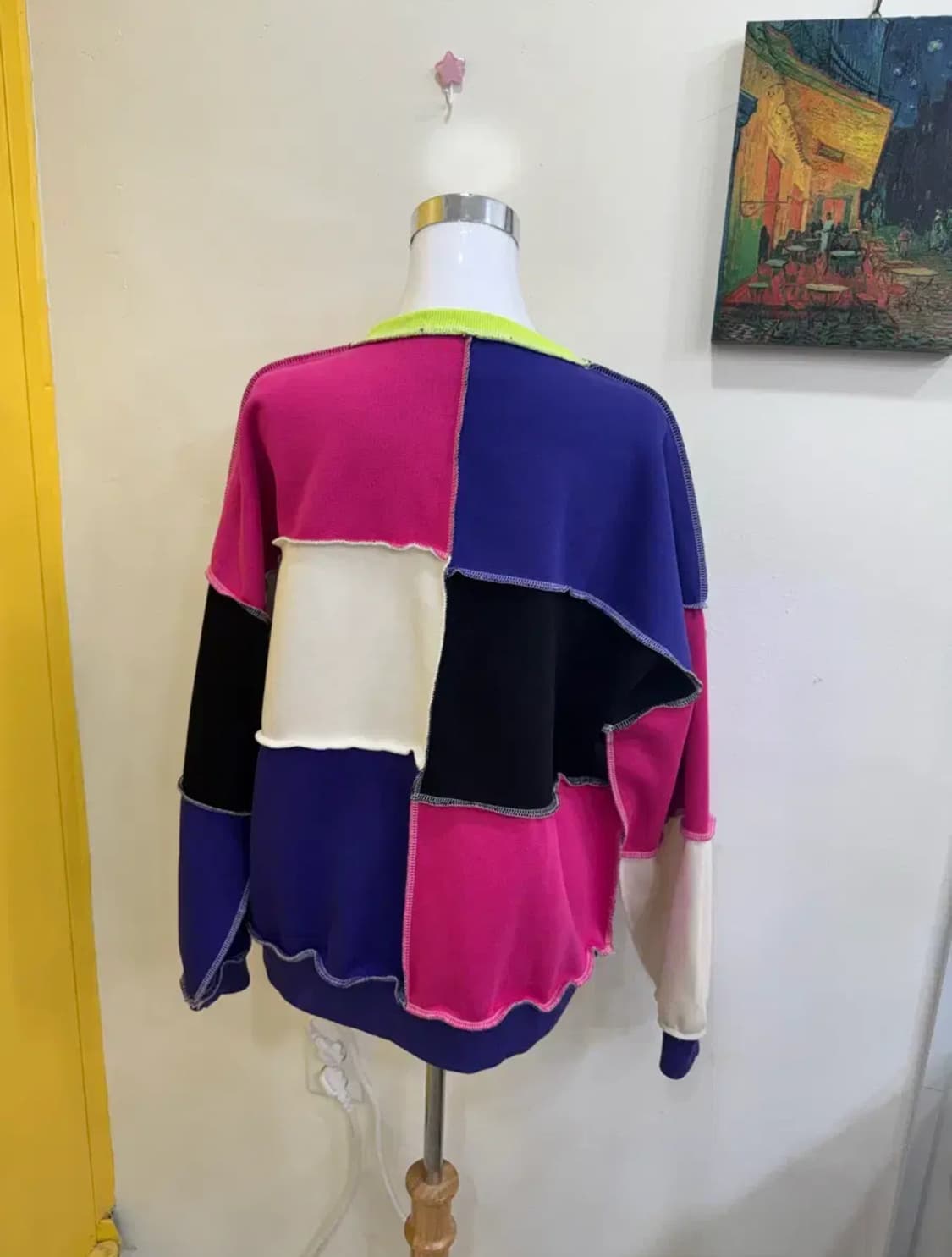 ARIAVIGA × UMHK 패치워크 그래픽 맨투맨/루니툰 캐릭터 상품이미지5