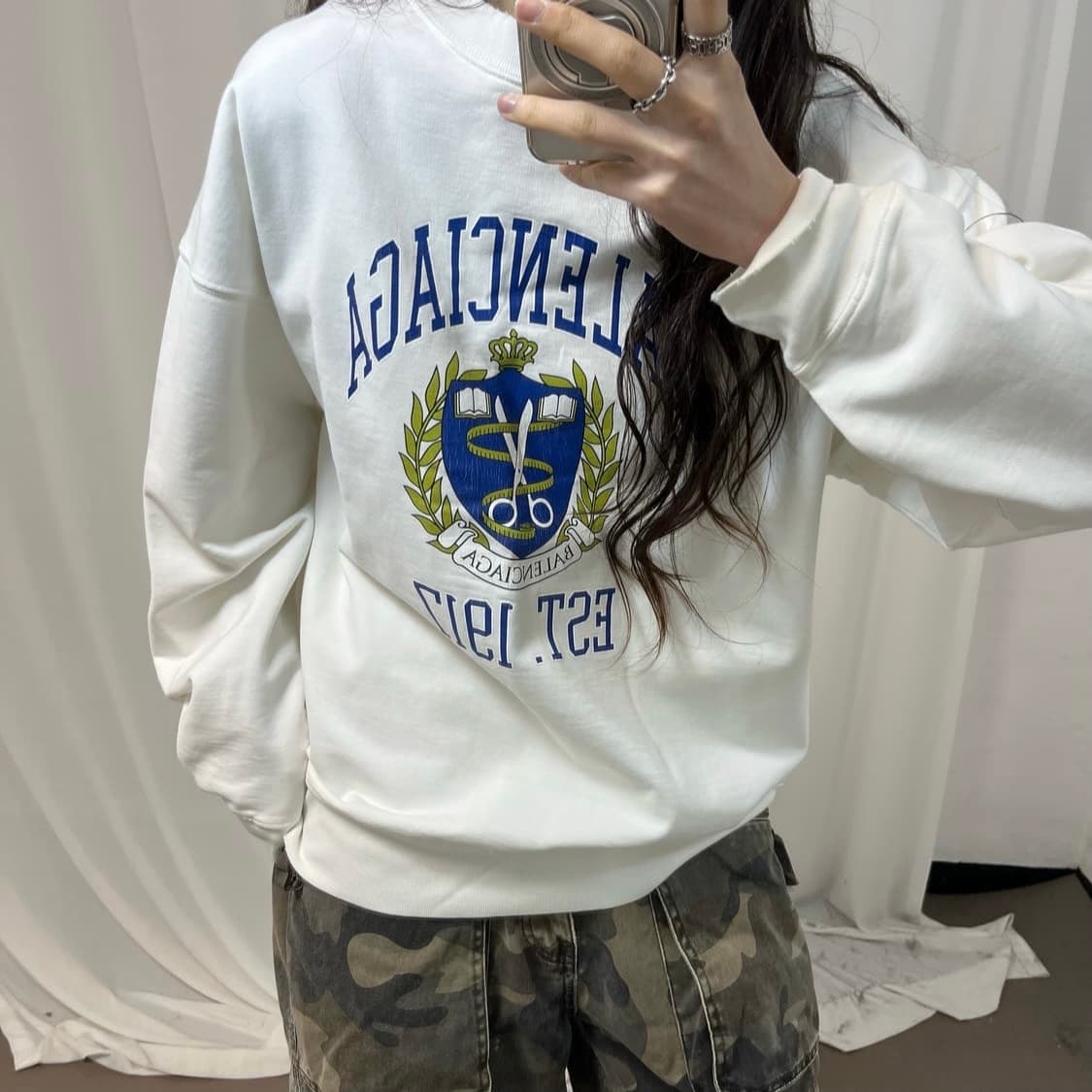Balenciaga Sweatshirt 상품이미지3
