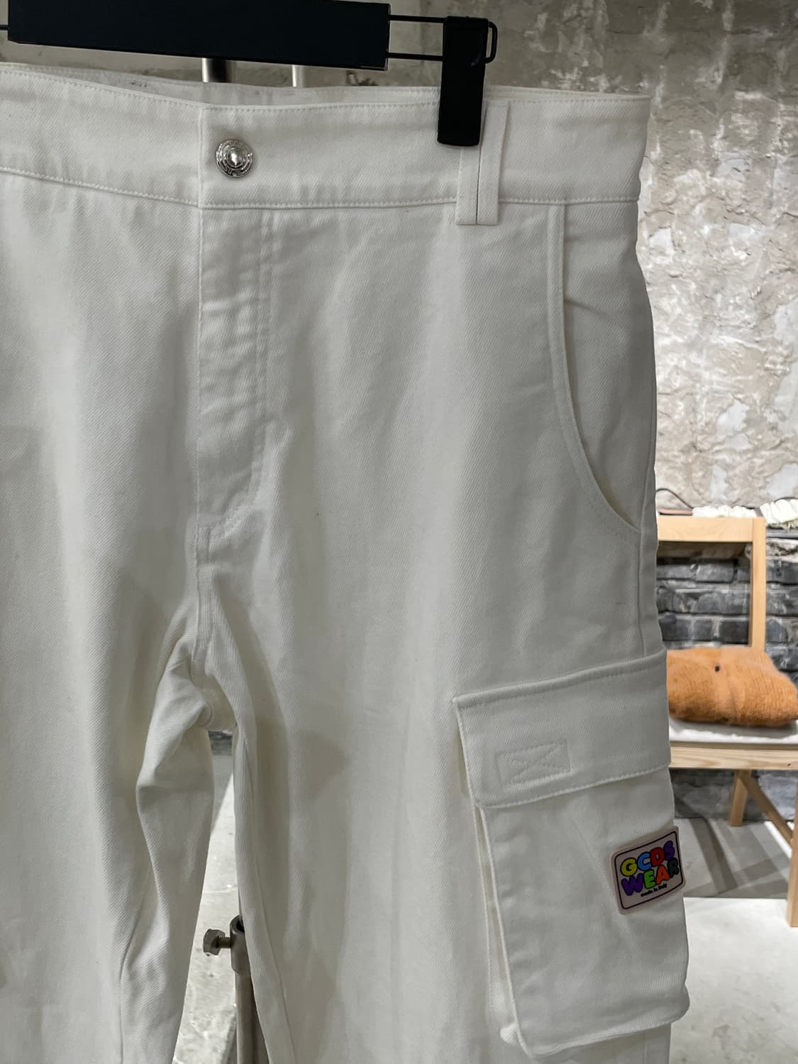 gcds 화이트 스트링 데님 카고 조거 팬츠    상품이미지3