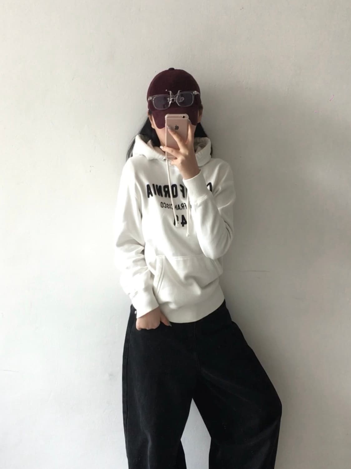 후아유 자수로고 후드티 상품이미지2