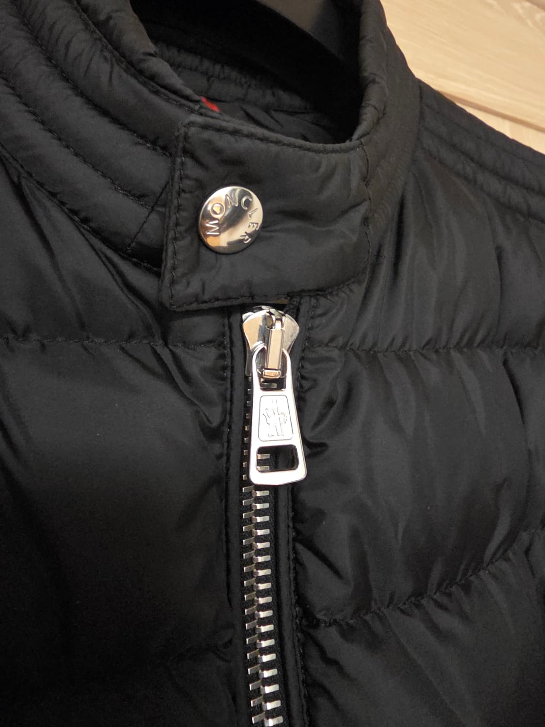 [새상품/5] 몽클레어 아미오 바이커 경량 다운 패딩 자켓 5사이즈 상품이미지3