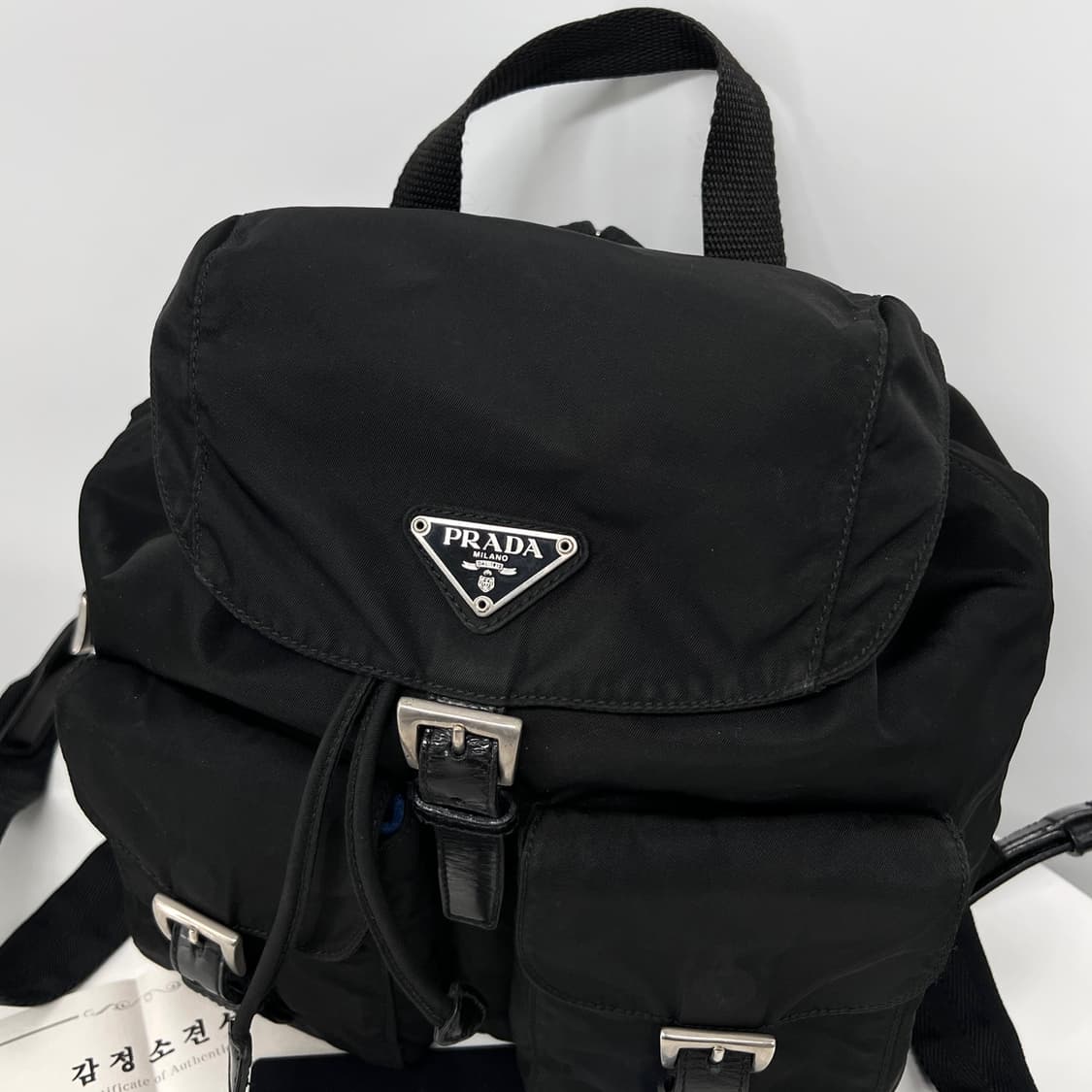 [감정완료] 프라다 삼각로고 나일론 백팩 스몰 블랙 상품이미지5