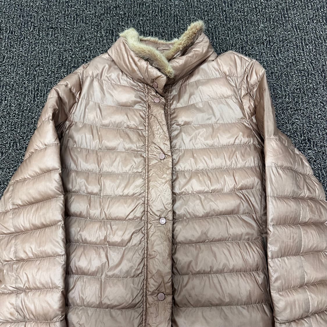 DAKS 닥스 여성 밍크 경량패딩 95사이즈 상품이미지2