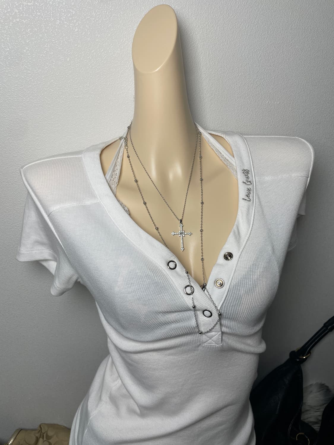 Guess y2k 버튼 탑 상품이미지2