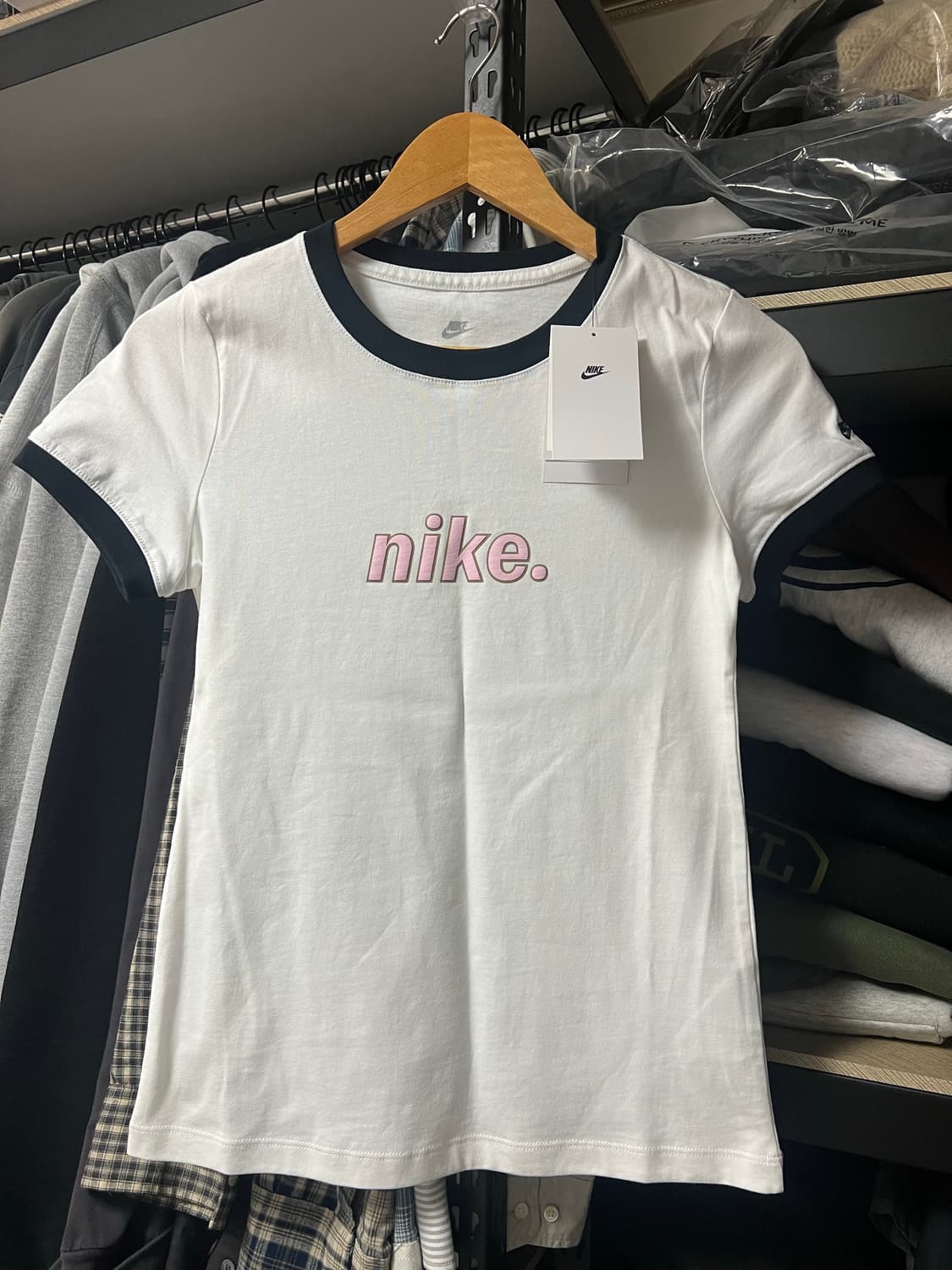 나이키 링거티 상품이미지1