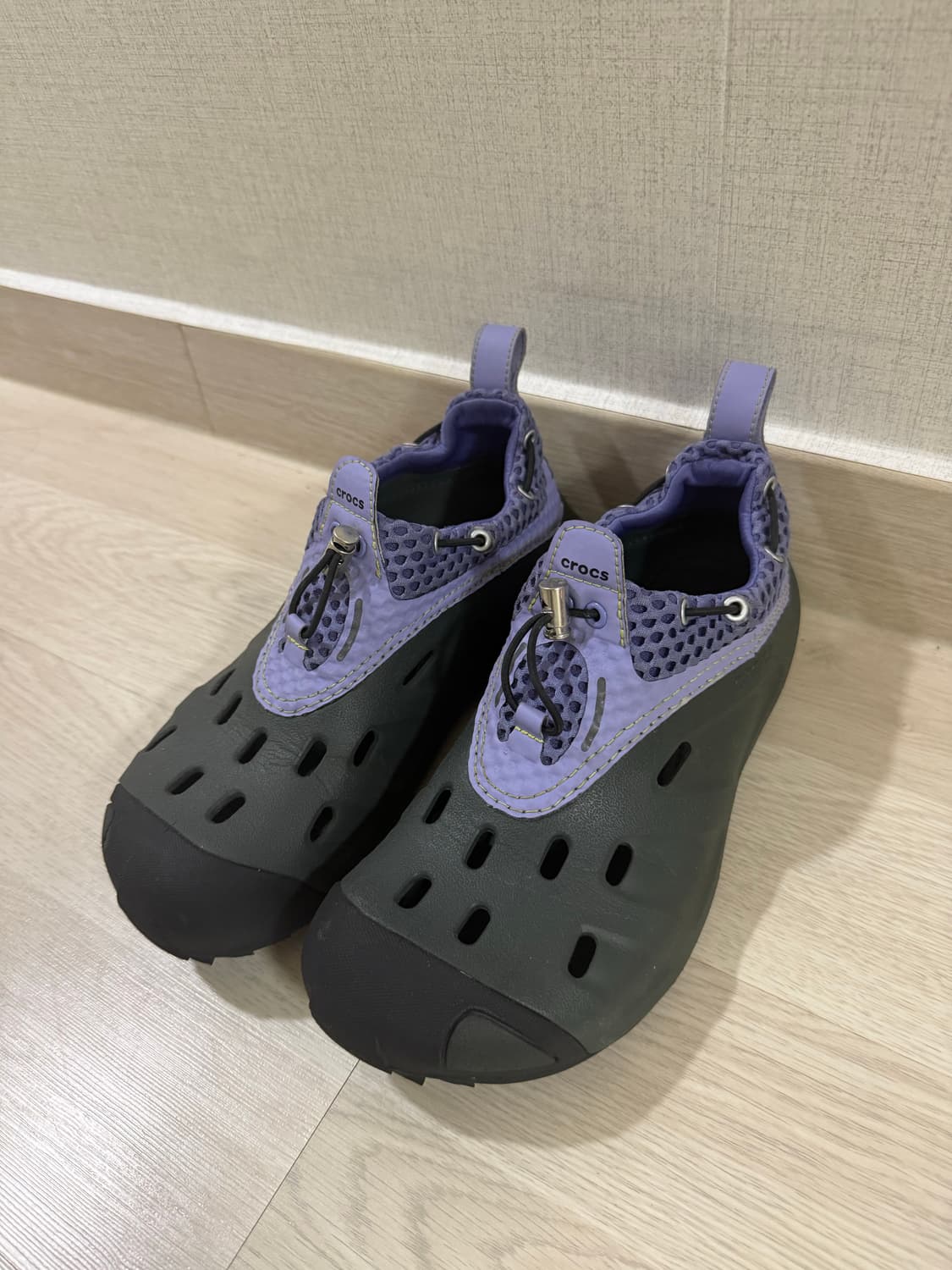 크록스 마모트 상품이미지1