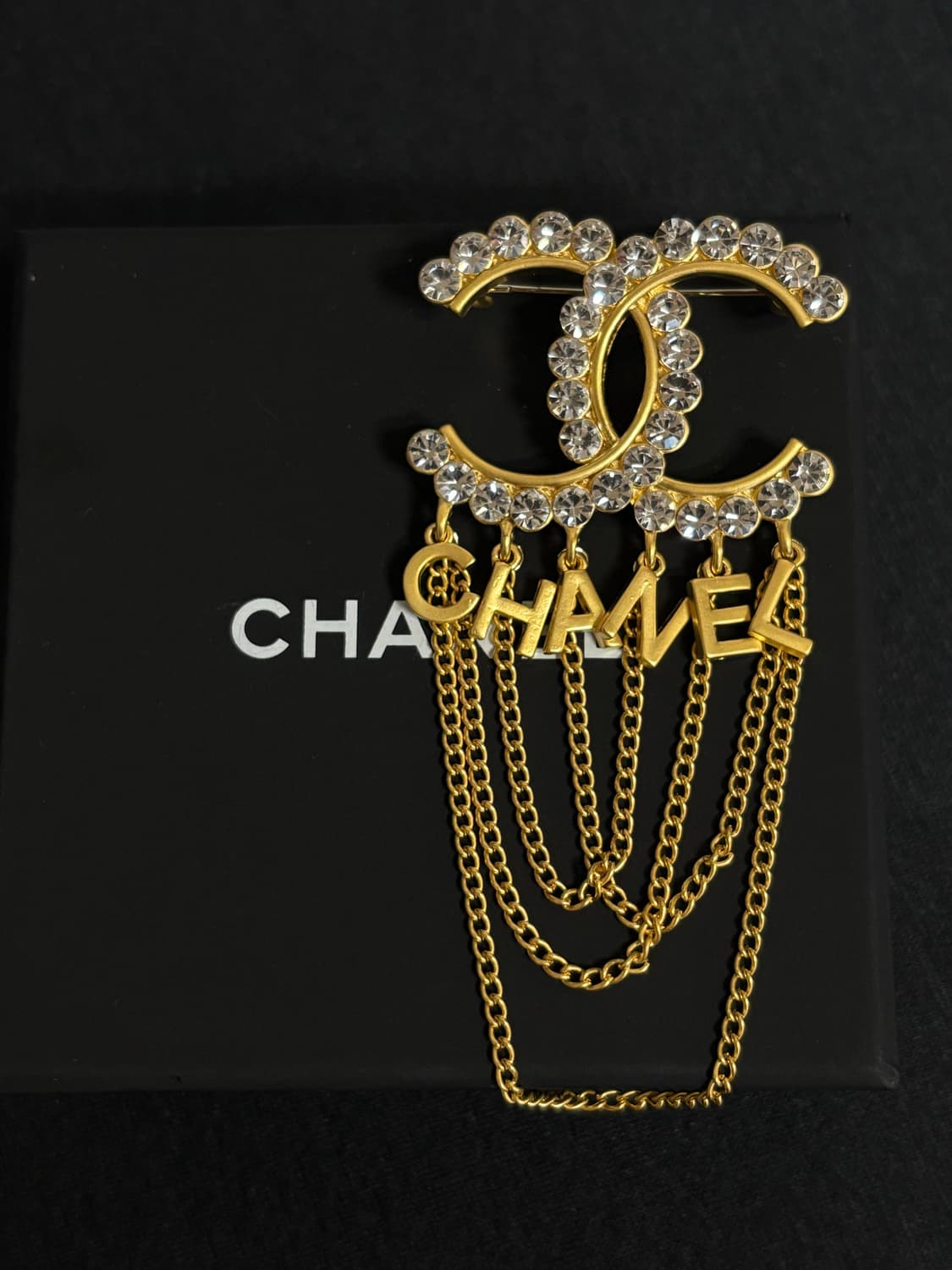 샤넬 정품 cc로고 업사이클링 드롭 체인 크리스탈 큐빅 브로치 상품이미지1