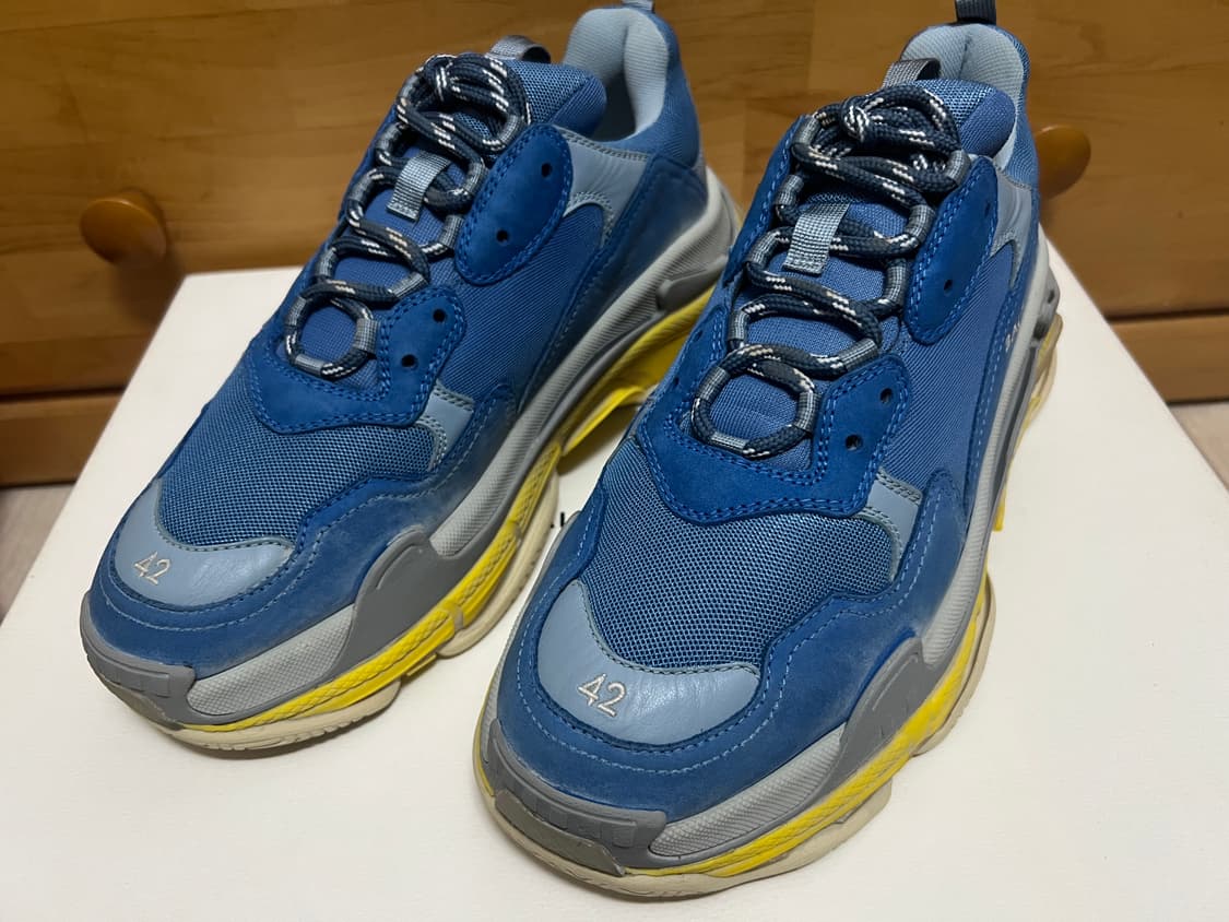 발렌시아가 트리플S 센스 한정 made in italy 새상품(42) 상품이미지1