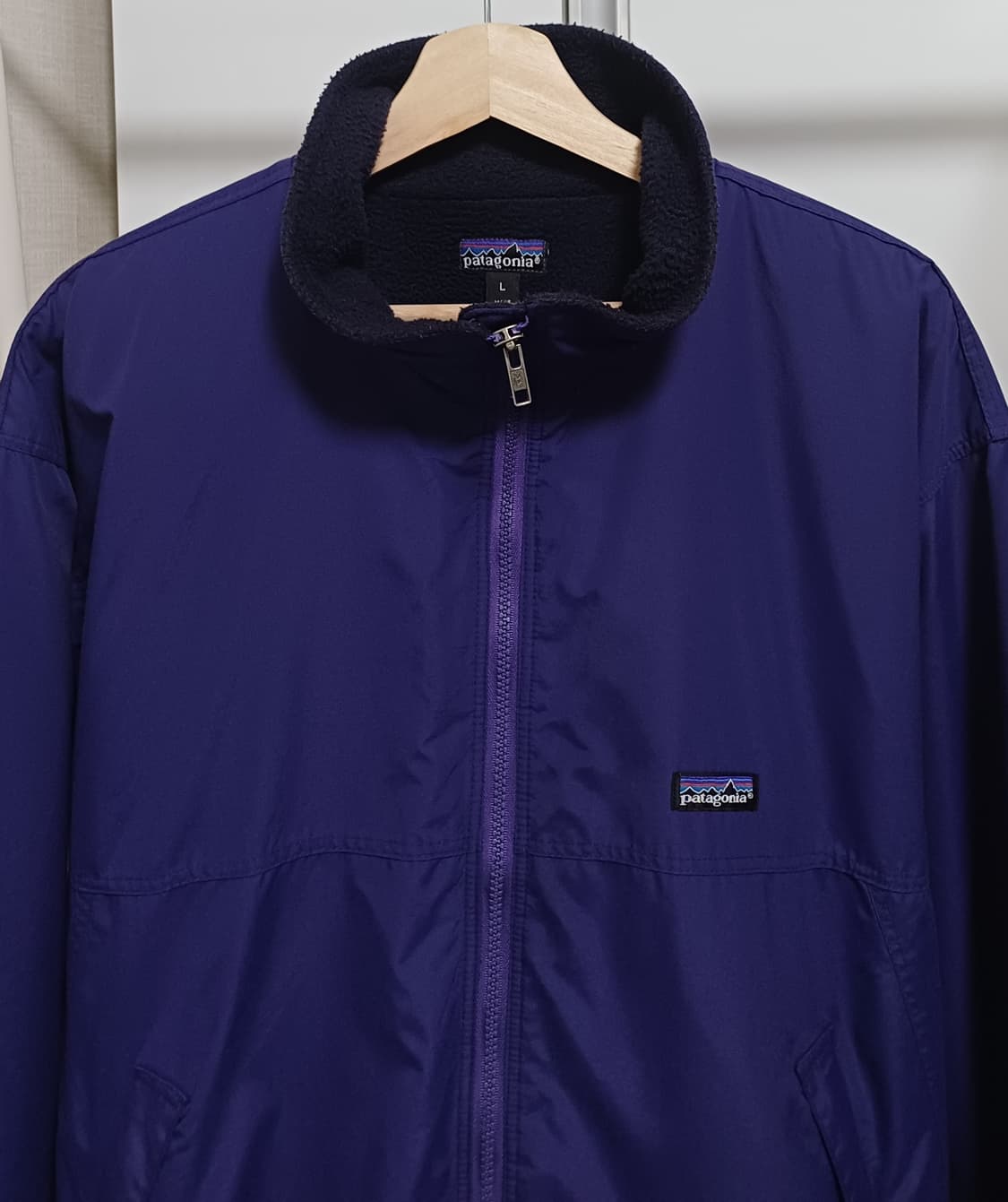 🇺🇸 파타고니아 쉘드 신칠라 봄버 자켓 - Eggplant 상품이미지2