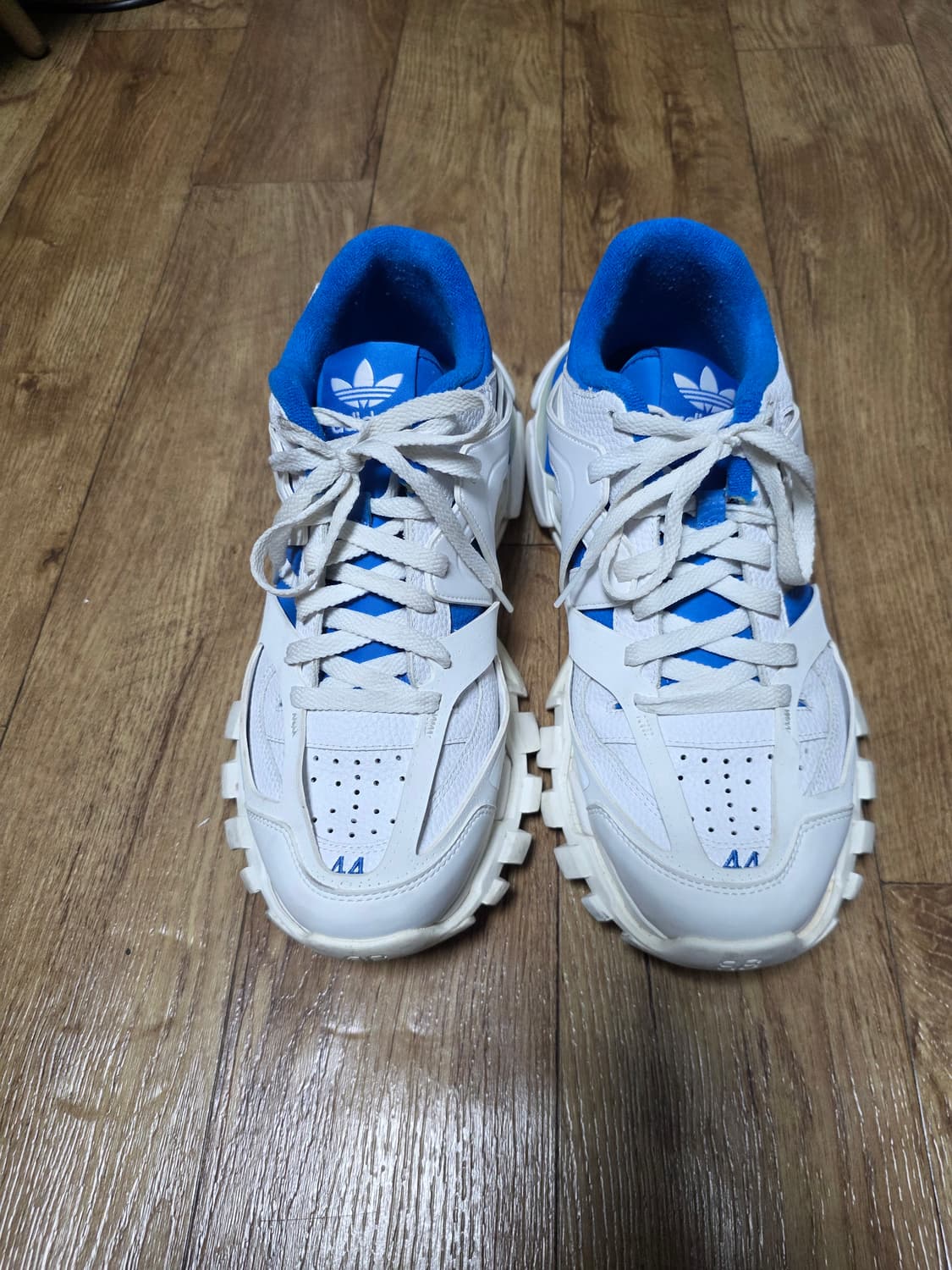 발렌시아가 X 아디다스 트랙 44  상품이미지1