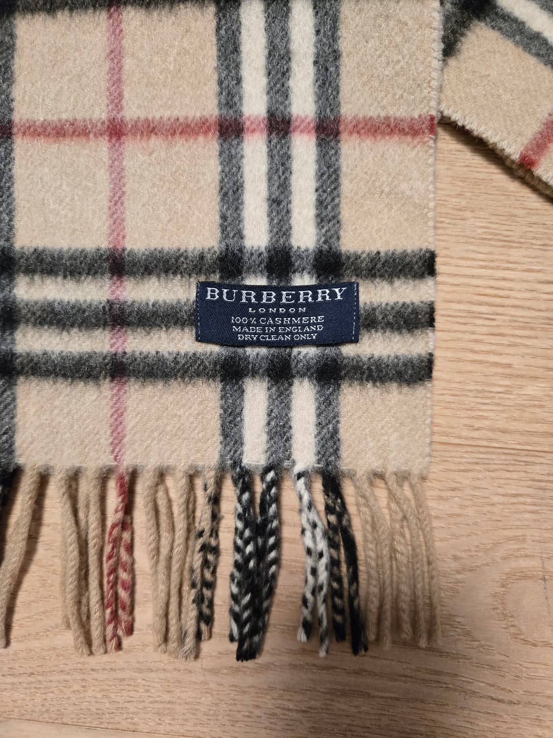 [정품] 버버리 클래식 캐시미어 체크 머플러 상품이미지4