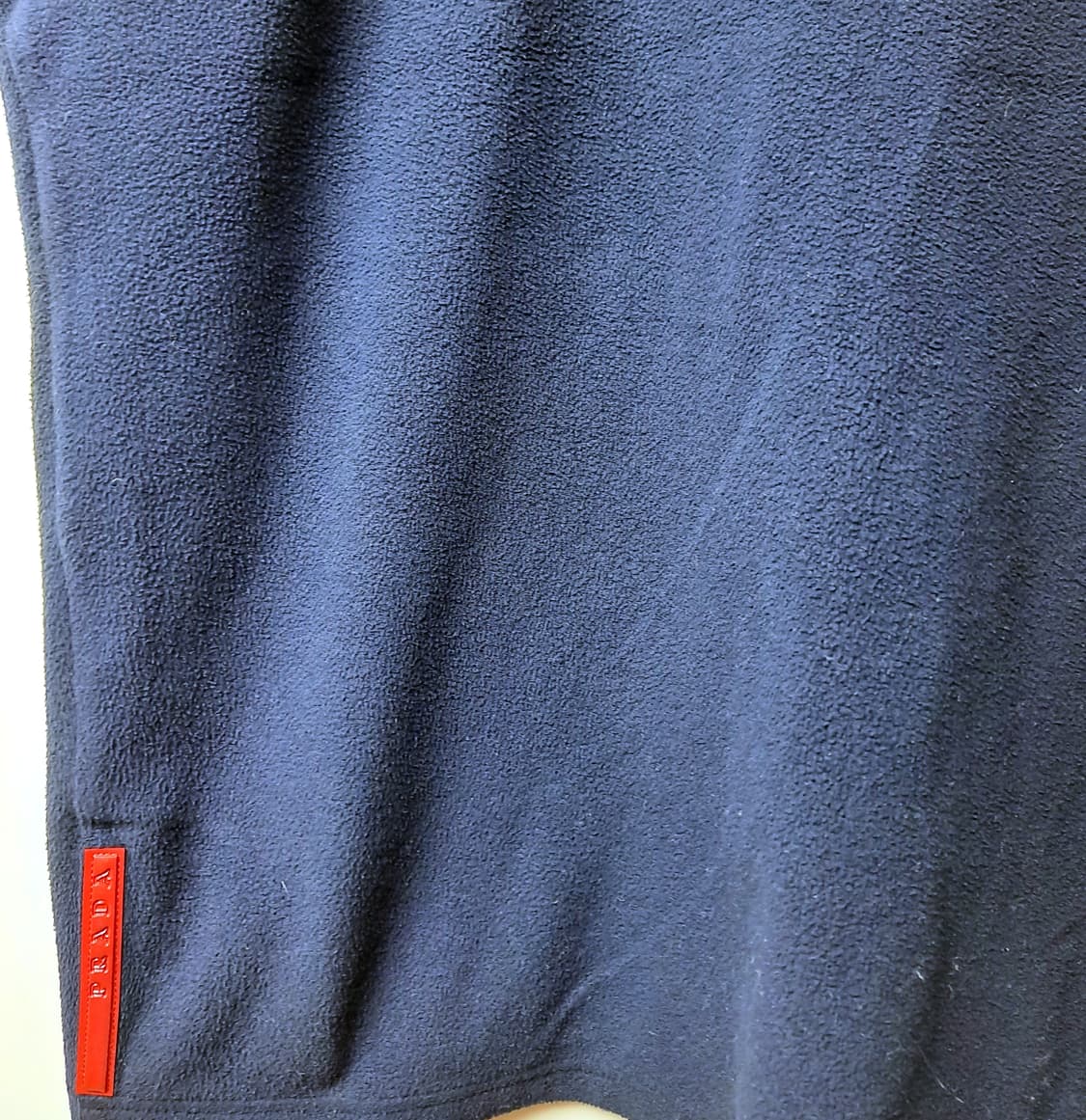 PRADA NAVY FLEECE WINTER T-SHIRT 상품이미지5