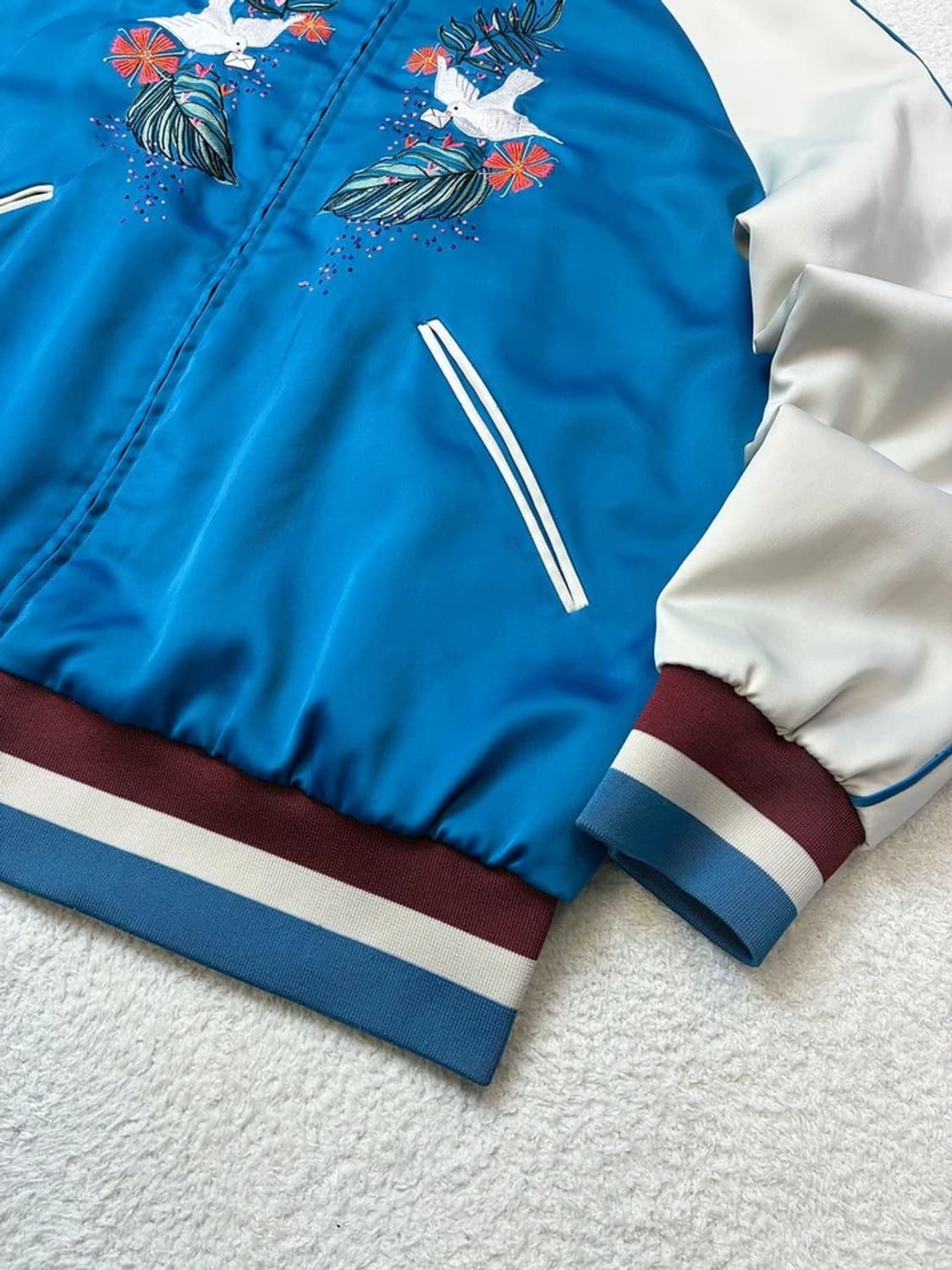 앤아더스토리 네츄럴 자수 스카쟌 자켓 PN5885 상품이미지7