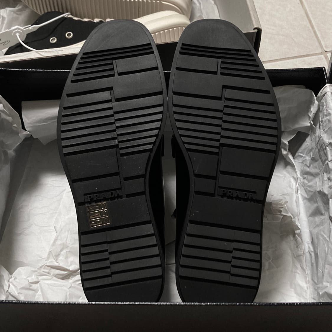 프라다 로퍼 더비슈즈 블랙 5사이즈 상품이미지4