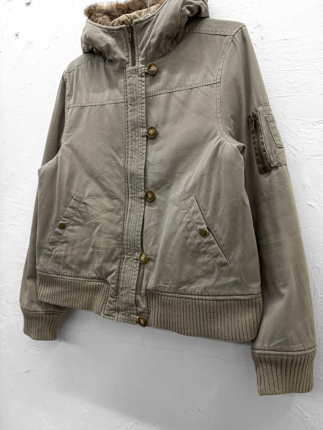 hushush n2b 점퍼 상품이미지2