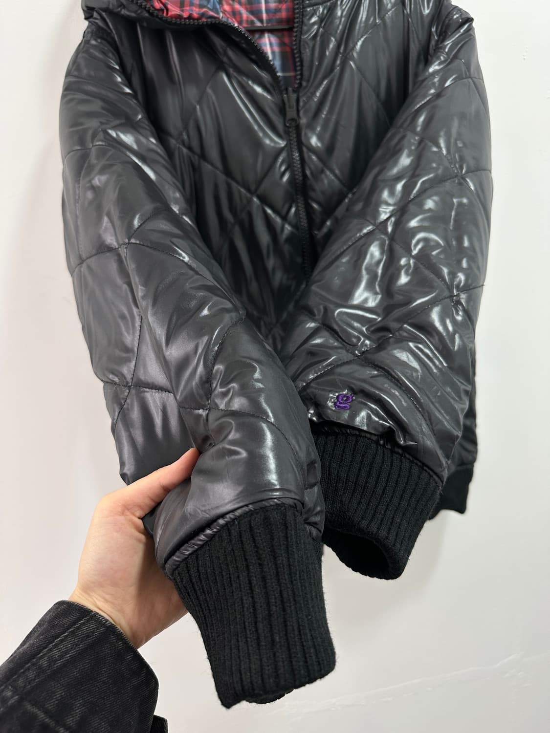 Reversible quilted black puffer full zip 상품이미지2