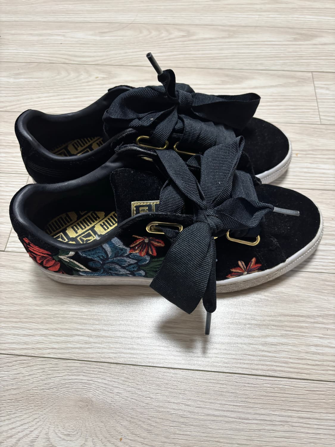 푸마 바스켓 하트 벨벳 하이퍼 EMB 우먼스 상품이미지3